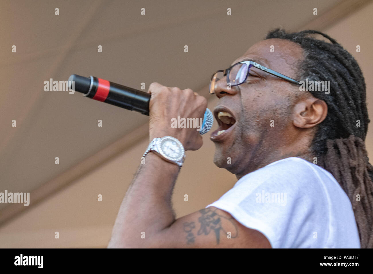 BUSY BEE HOSTING EPMD CONCERTO PRESSO NJ PAC Luglio 19,2018 Foto Stock