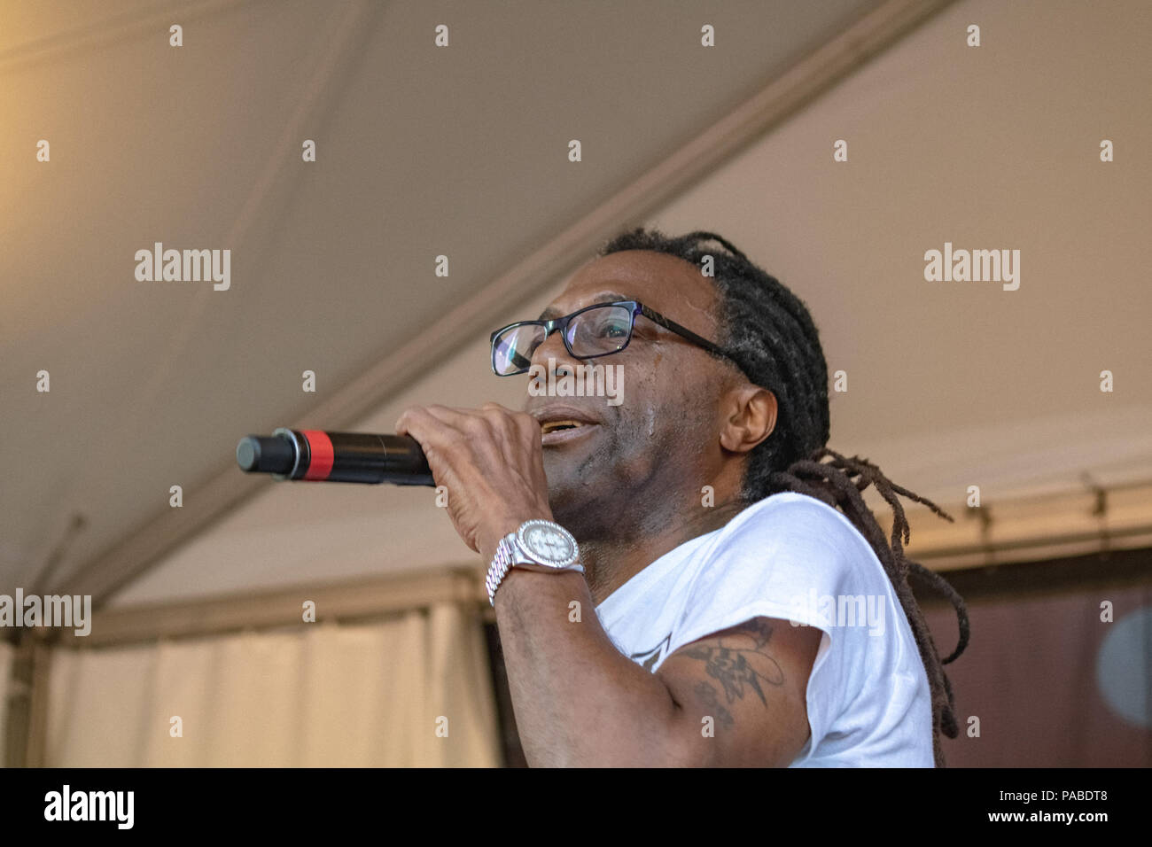 BUSY BEE HOSTING EPMD CONCERTO PRESSO NJ PAC Luglio 19,2018 Foto Stock