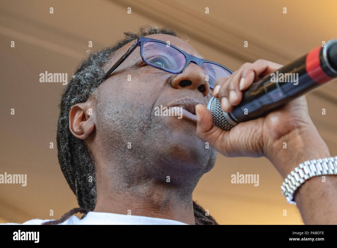 BUSY BEE HOSTING EPMD CONCERTO PRESSO NJ PAC Luglio 19,2018 Foto Stock