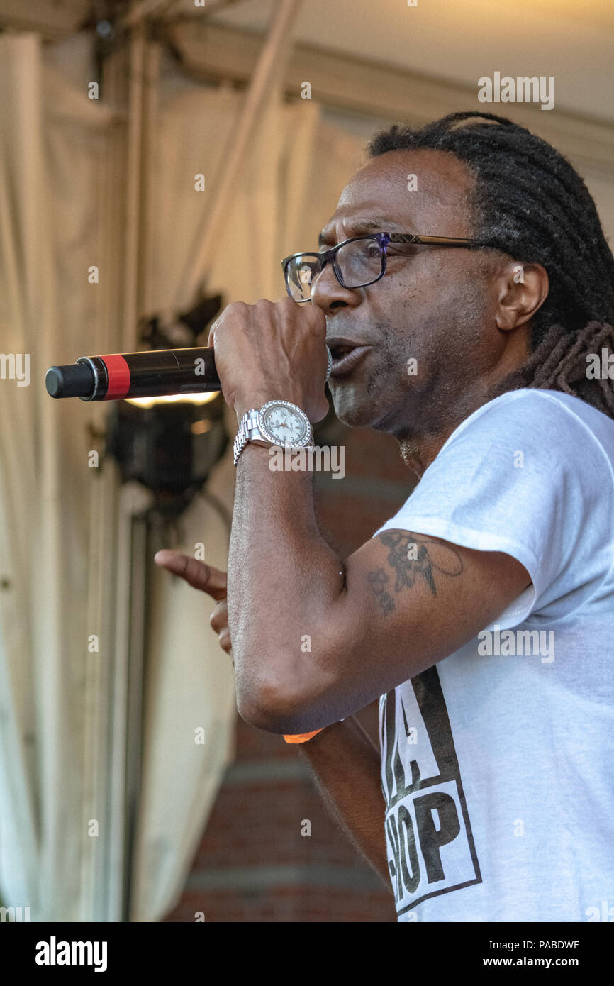 BUSY BEE HOSTING EPMD CONCERTO PRESSO NJ PAC Luglio 19,2018 Foto Stock