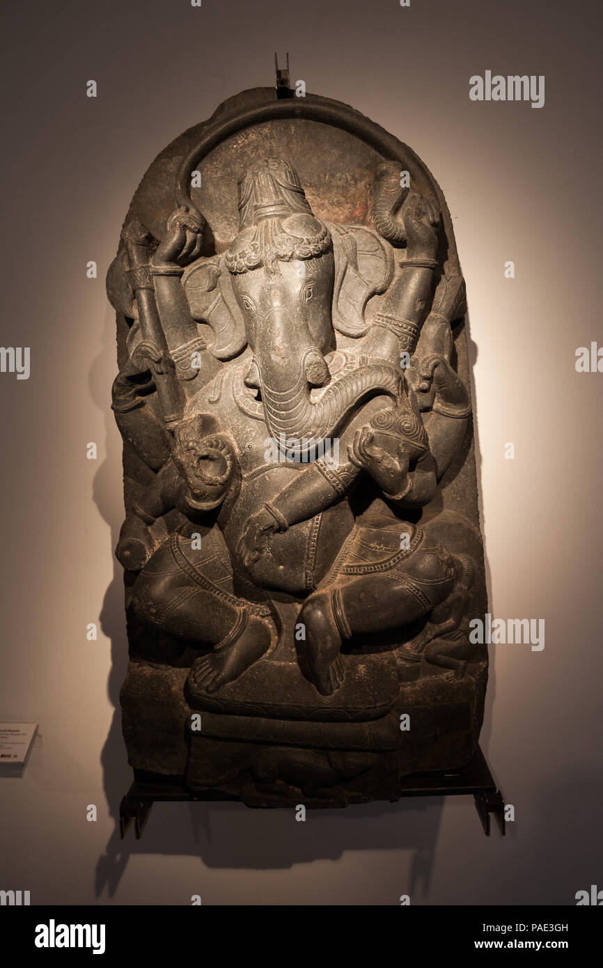 Ganesh dancing, decimo secolo Pala-Sena dinastia, il Museo di Arte Asiatica - Musee des Arts Asiatiques, Nice, Francia Foto Stock