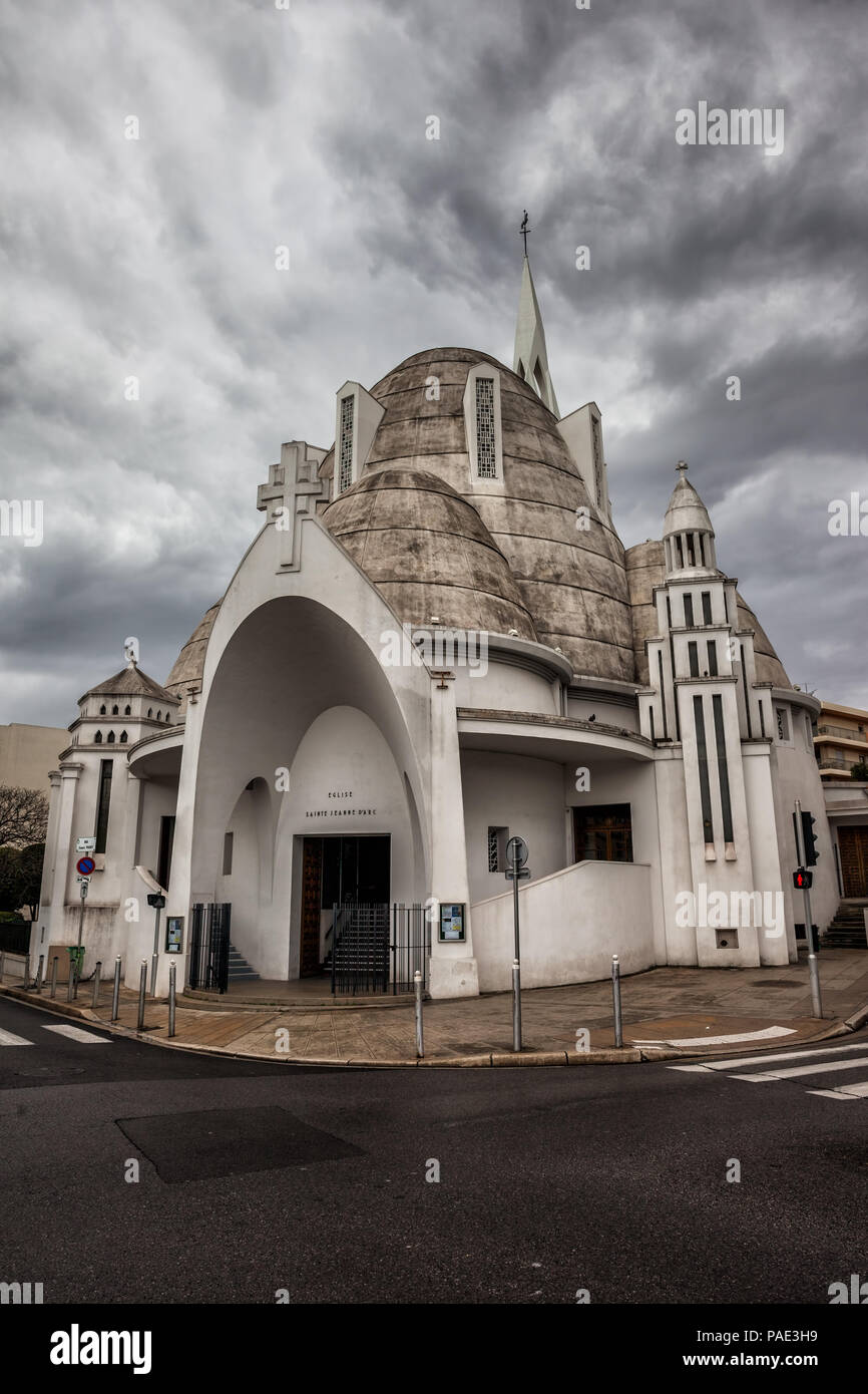 Chiesa di Santa Giovanna d'Arco (francese: Sainte Jeanne d'Arc) di Nizza, Francia, architettura Art Deco Foto Stock