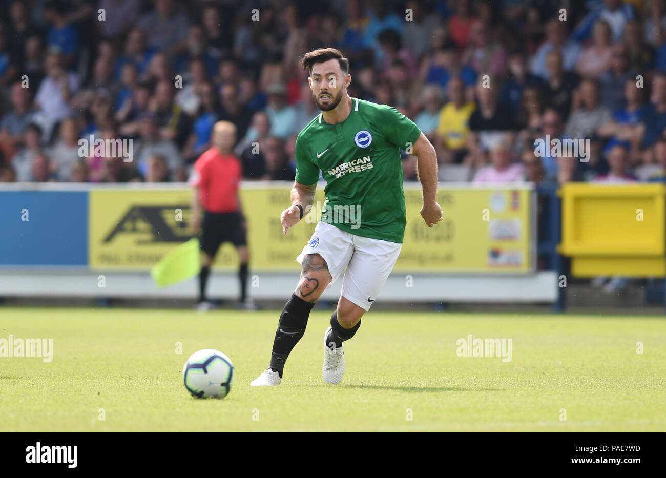 Kingston London UK 21 luglio 2018 - Richie Towel di Brighton durante la partita di calcio pre-stagione amichevole tra AFC Wimbledon e Brighton e Hove Albion al Cherry Red Records Stadium di Kingston Surrey solo per uso editoriale Foto Stock