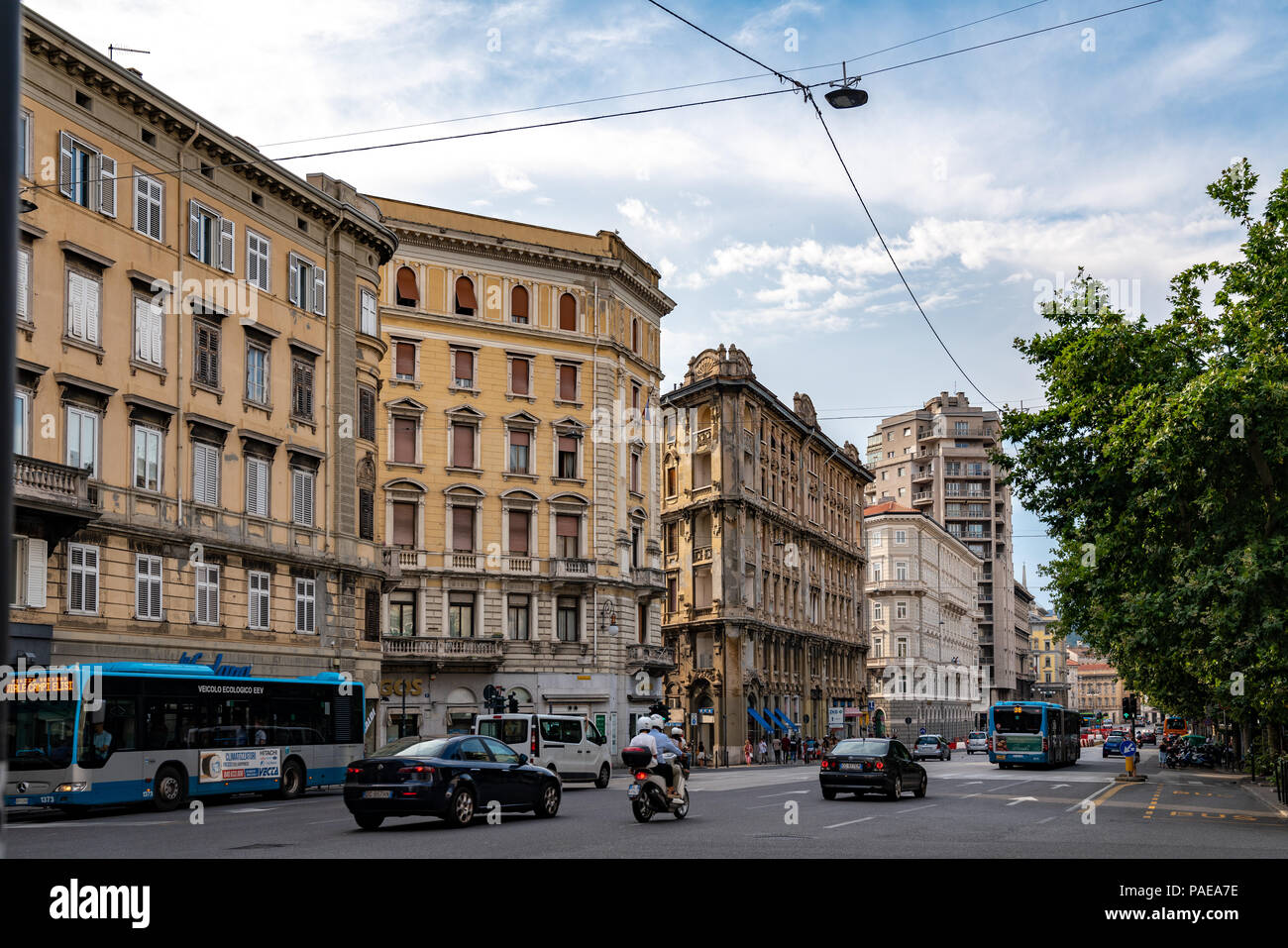 Trieste, 21 luglio 2018. Il traffico in Via Giosue Carducci nel centro di Trieste. Foto di Enrique Shore Foto Stock