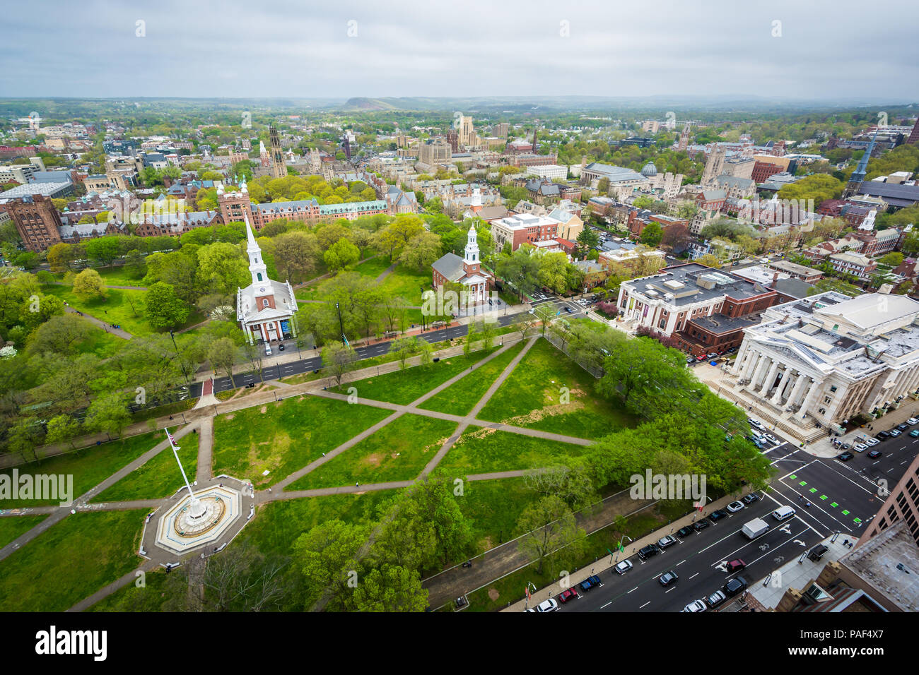Vista della nuova oasi verde e nel centro città in New Haven, Connecticut Foto Stock
