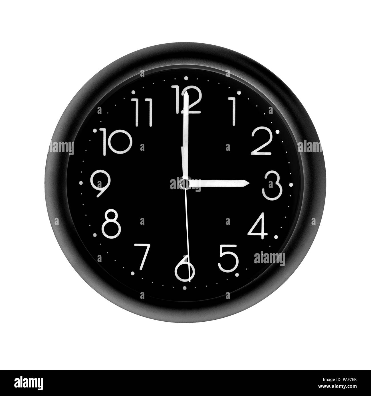 Foto rotonda orologio nero su sfondo bianco, isolato Foto Stock