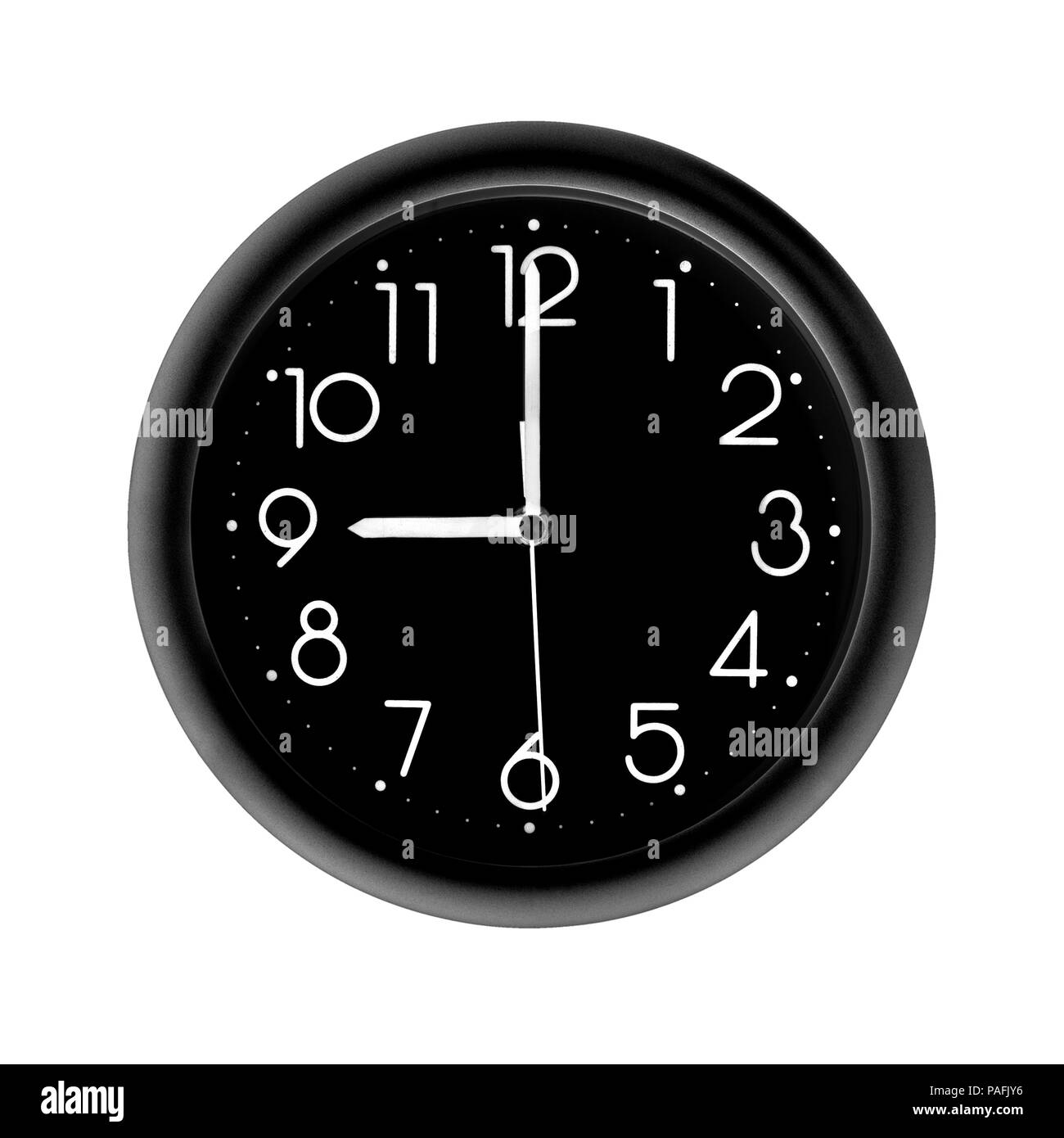 Nove di mattina, foto rotonda orologio nero su sfondo bianco, isolato Foto Stock