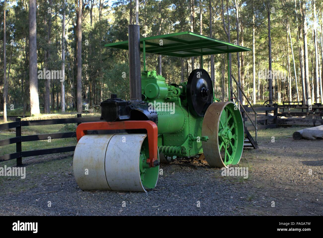 Vintage rullo su strada a Timbertown, Wauchope in Australia come il 9 luglio 2018. Foto Stock