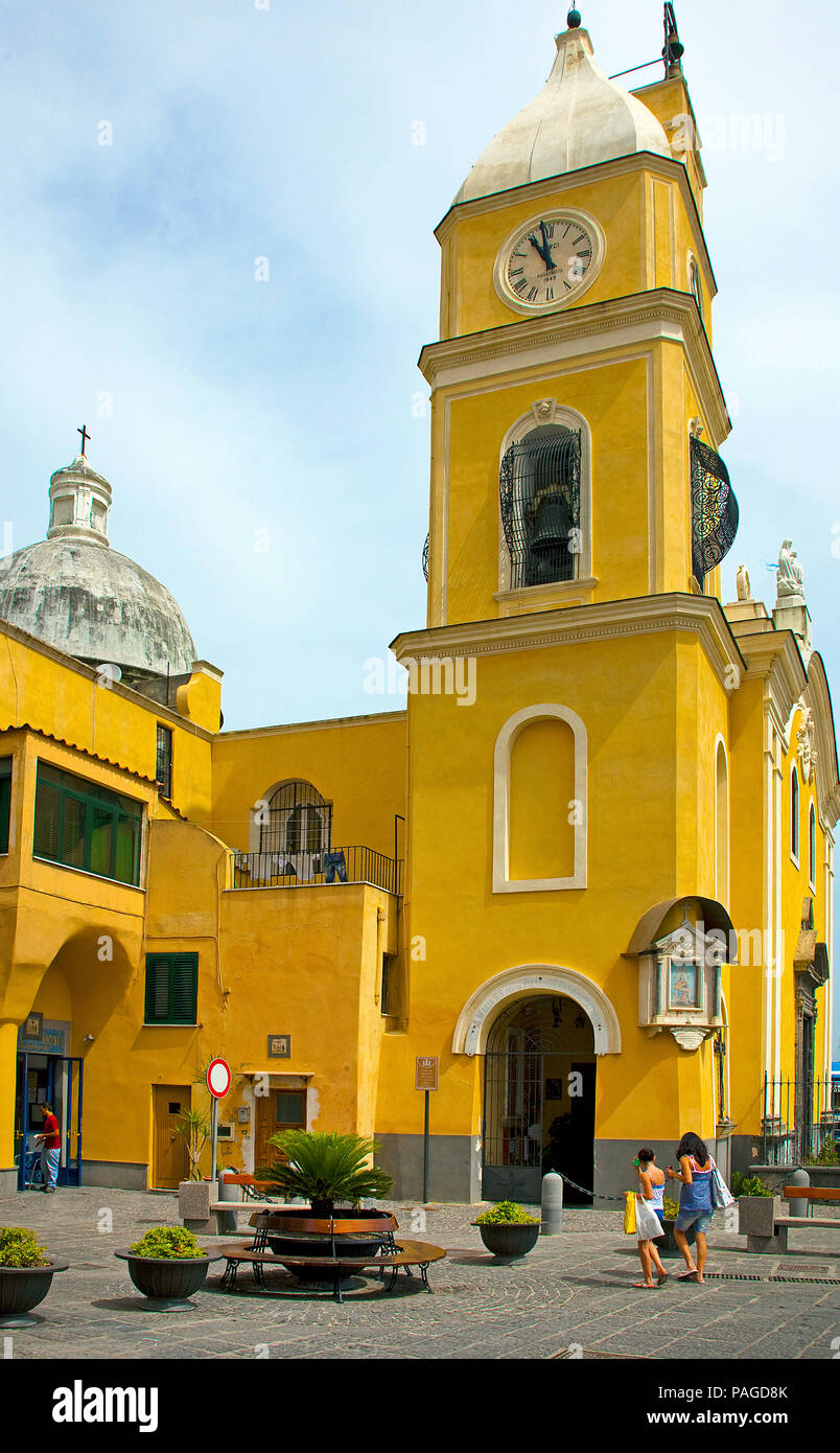Chiesa di Santa Maria della Pietà a Marina Grande, isola di Procida, il Golfo di Napoli, Italia Foto Stock