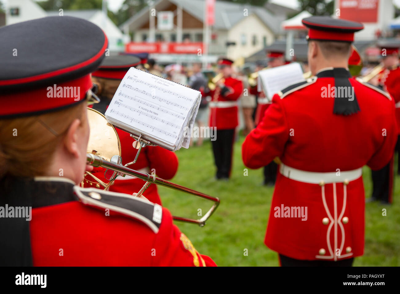 La banda del Reggimento della Royal Welsh presso il Royal Welsh Show. Foto Stock
