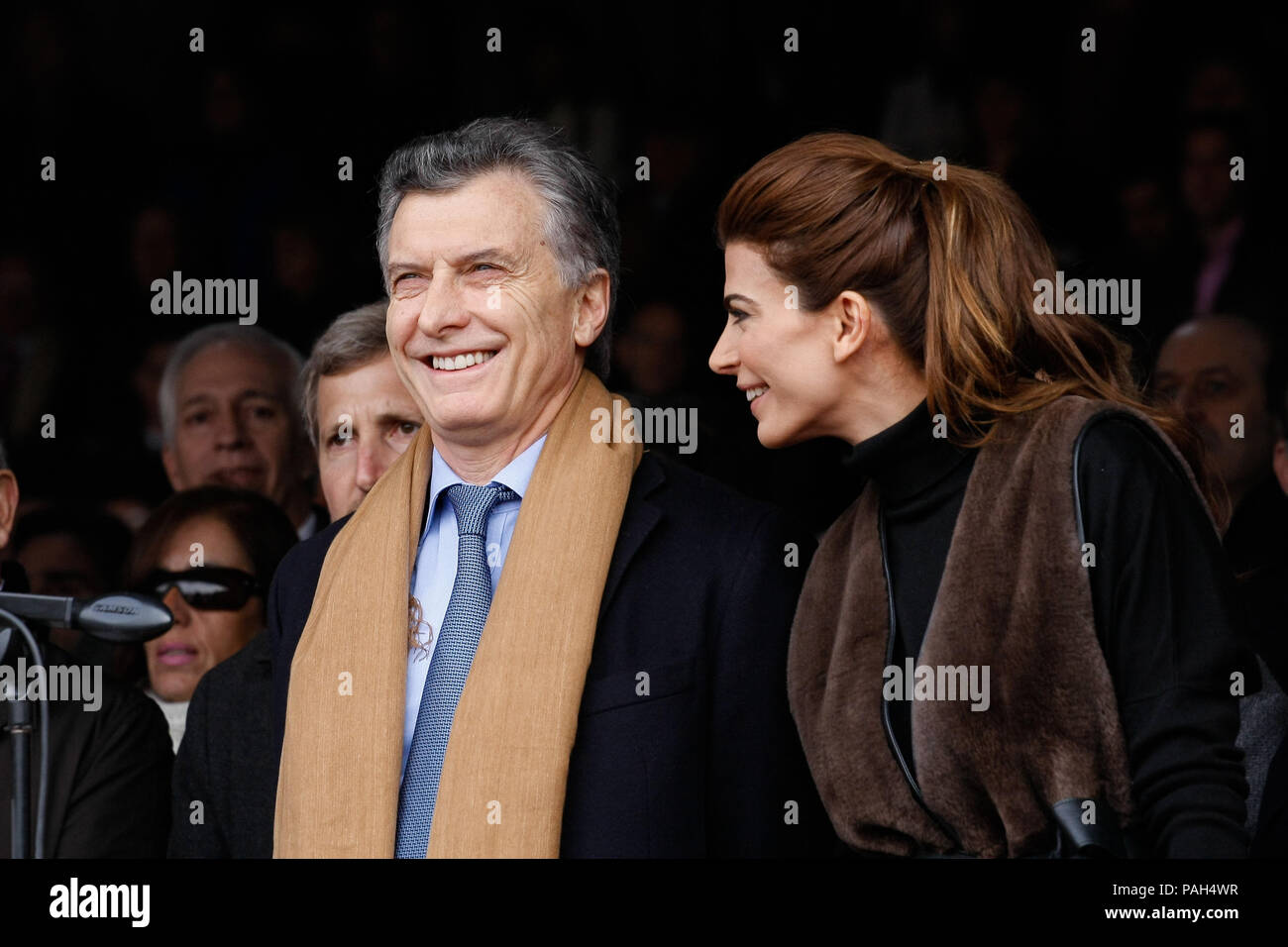 Buenos Aires, Argentina. Il 30 luglio, 2016. Argentina Presidente, Mauricio Macri, e sua moglie, Juliana Awada, all inaugurazione della Sociedad rurale. Foto Stock