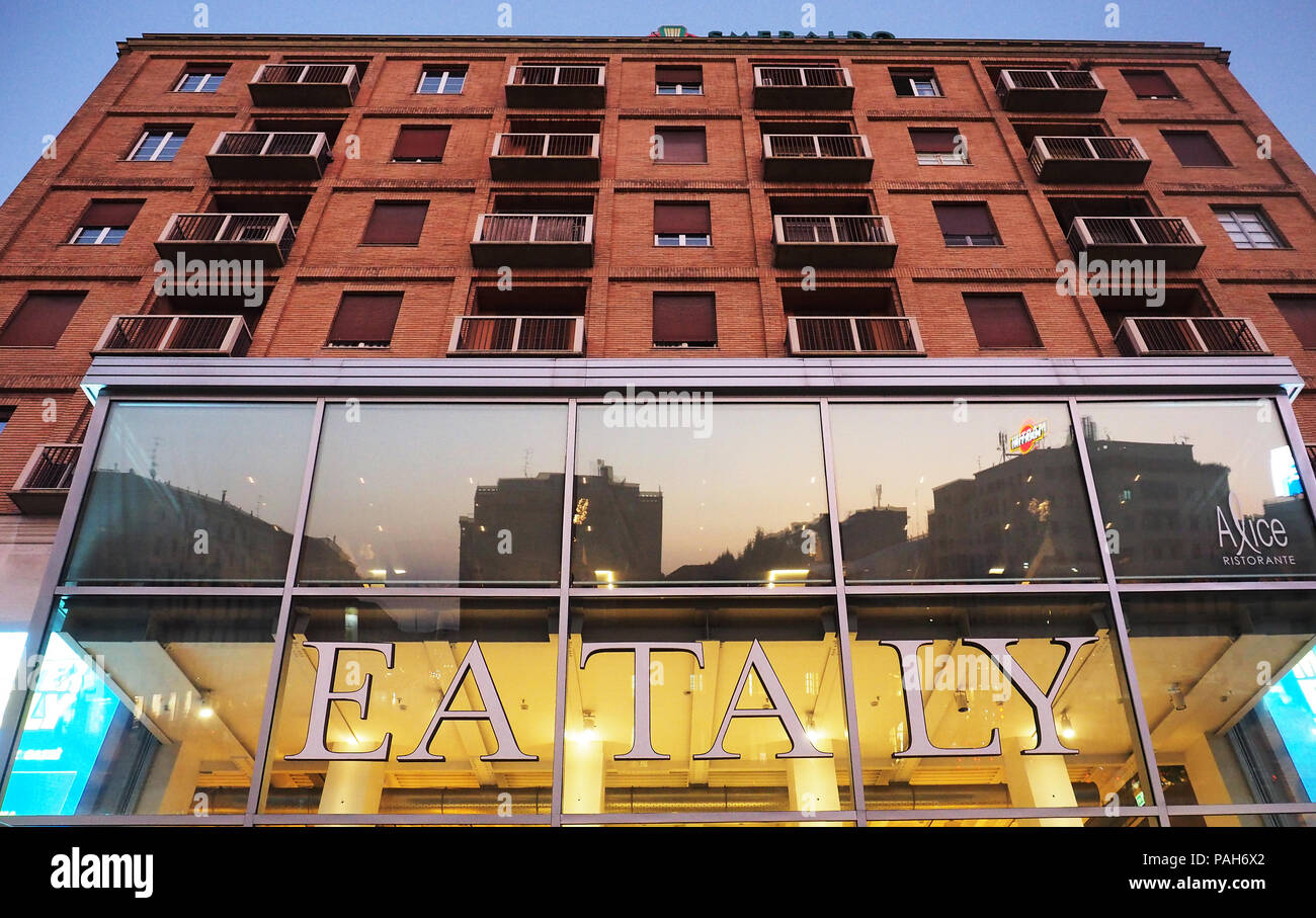L'Italia,Lombardia,Milano,Eataly mercato alimentare shopping centre Foto Stock