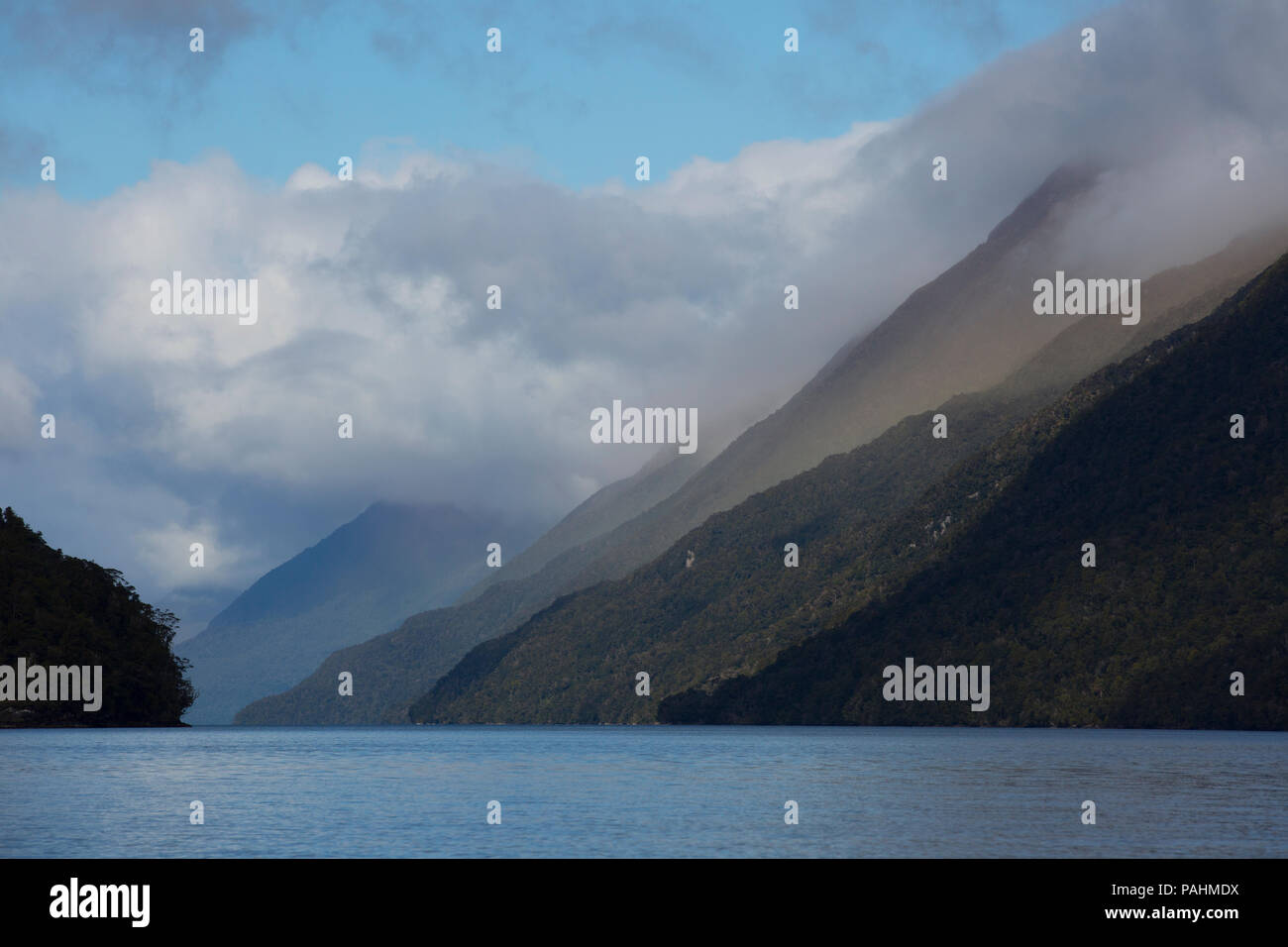Dusky Sound paesaggio, Fiordland, Nuova Zelanda Foto Stock