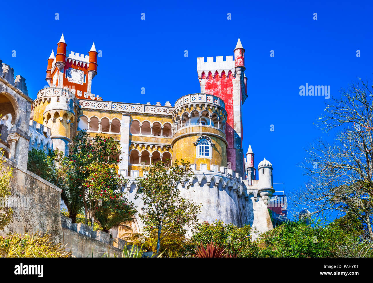 Sintra, Portogallo architettura antica di Pena Palace Foto Stock