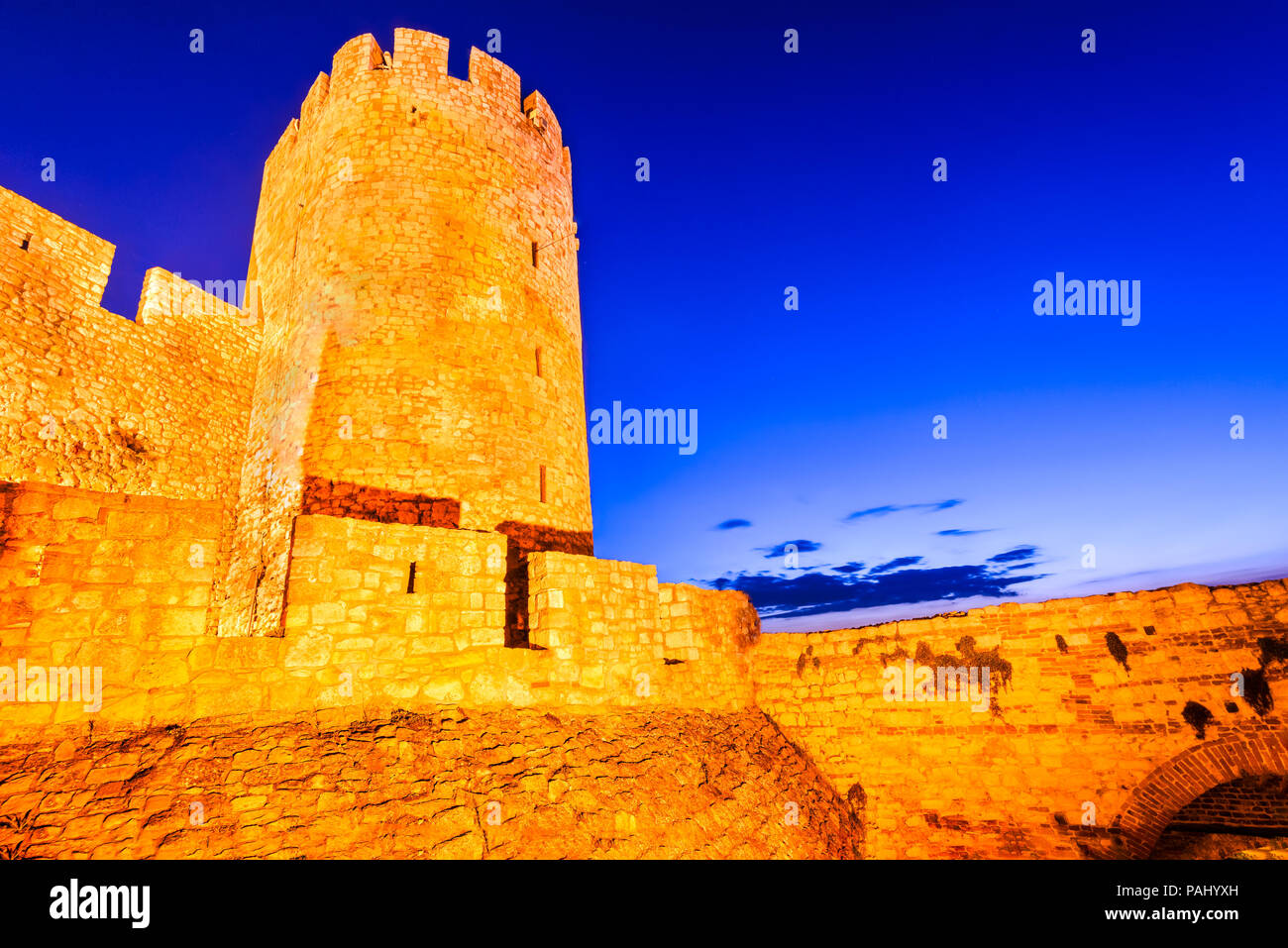 A Belgrado, in Serbia. Fortezza di Kalemegdan nella notte, antica Singidunum. Foto Stock