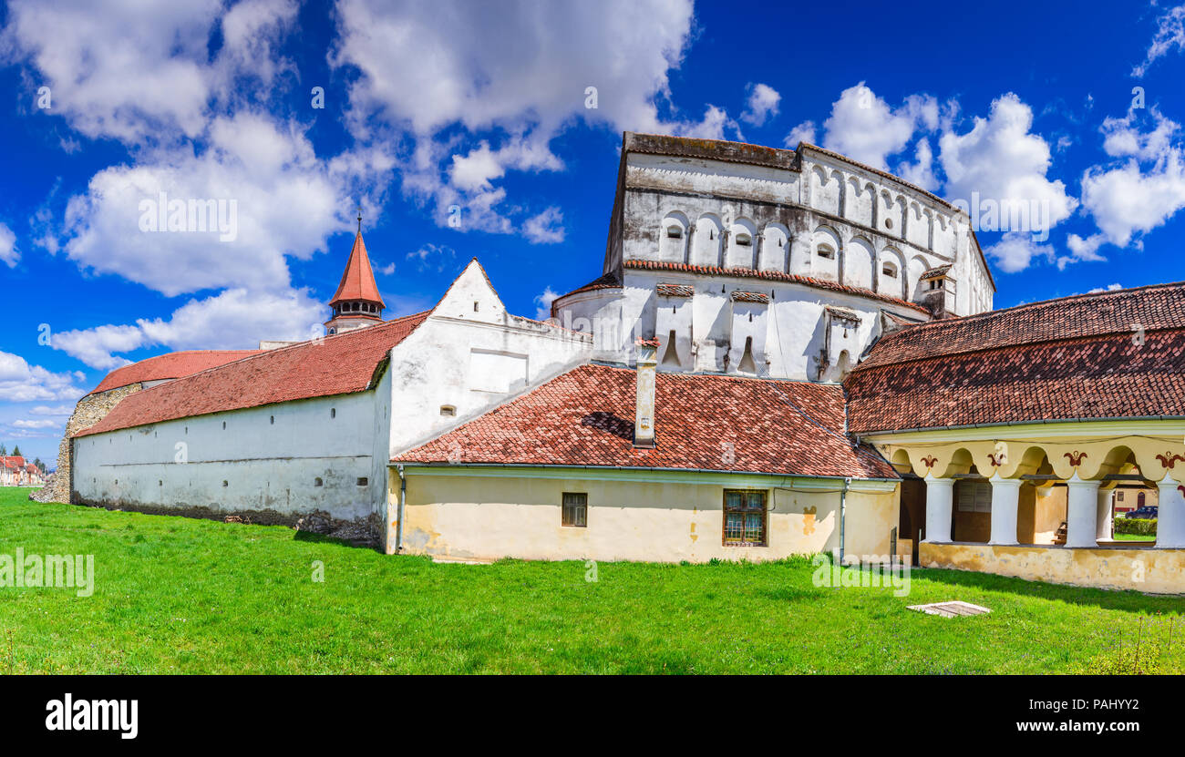 Prejmer, Romania e fortificata medievale chiesa sassone in Brasov county punto di riferimento della vecchia Transilvania Foto Stock