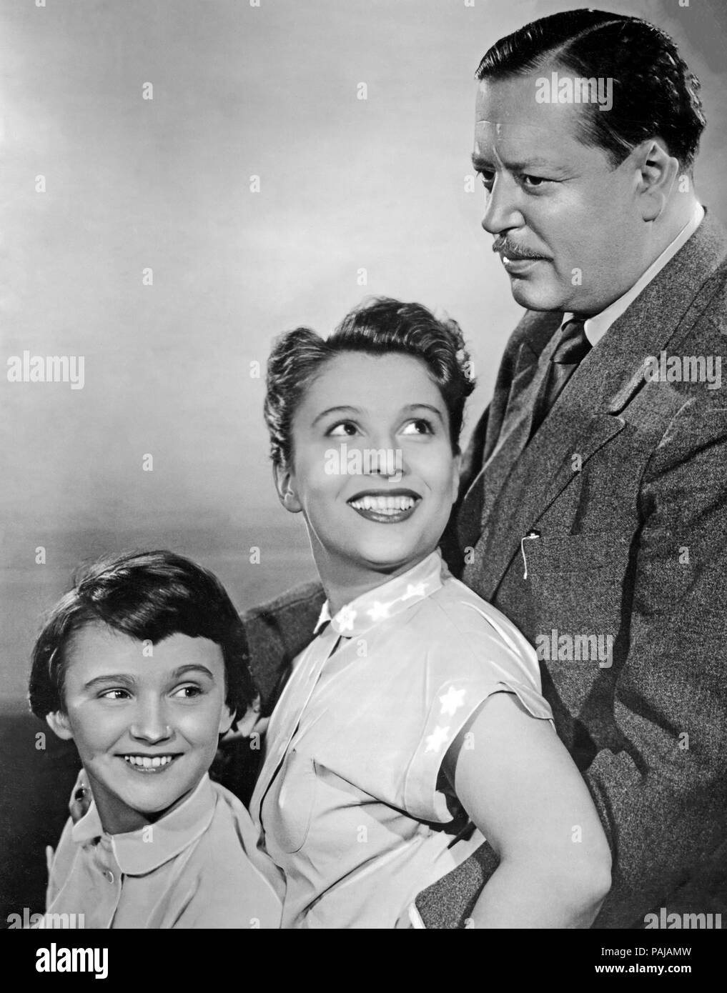 Wochenend im Paradies, aka: Liebe im Finanzamt, Deutschland 1952, Regie: Kurt Hoffmann, Darsteller: Margit Cargill, Carola Höhn, Paul Dahlke Foto Stock