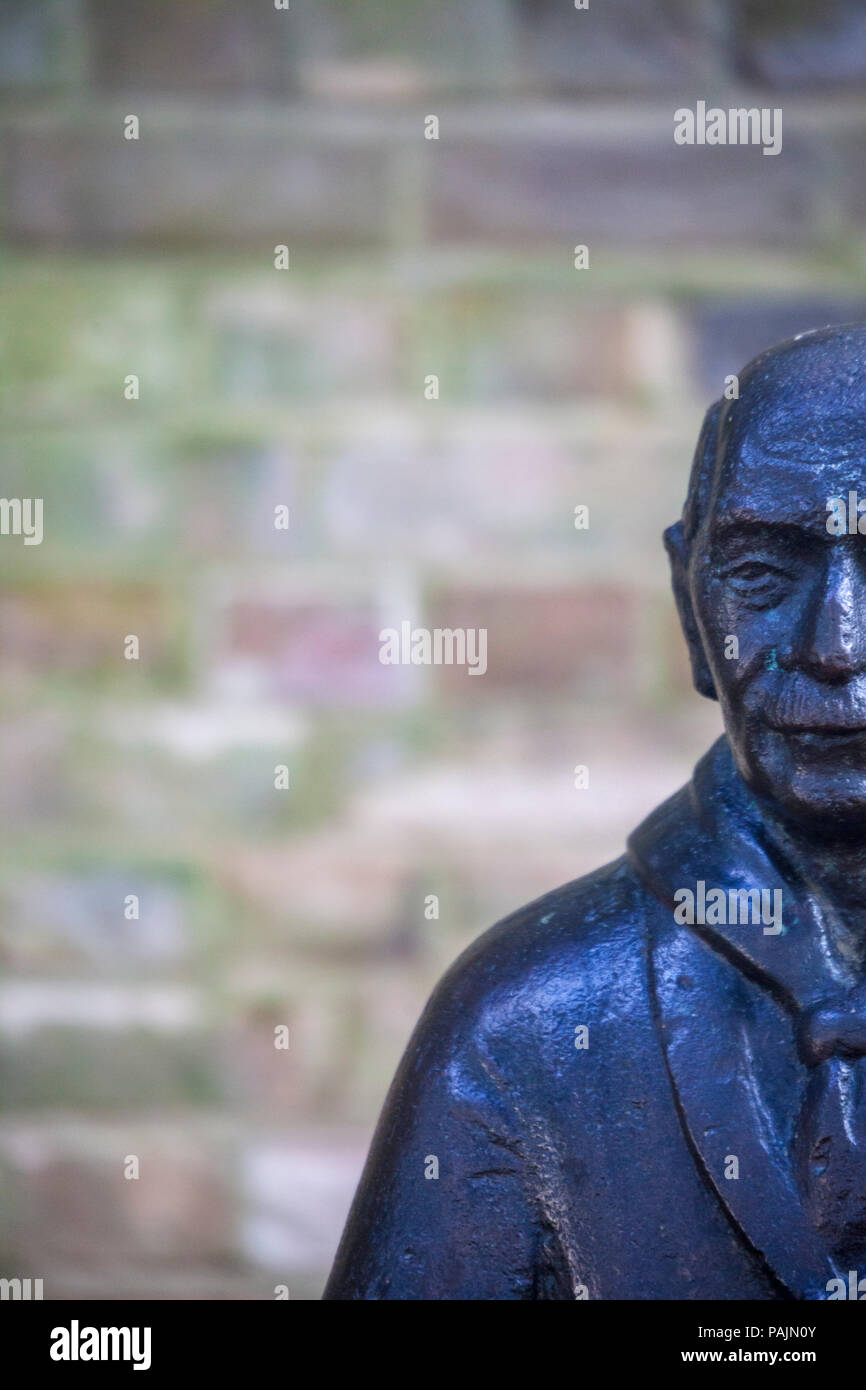 Statua di Lord Baden Powell, Brownsea Island, Dorset, Inghilterra Foto Stock