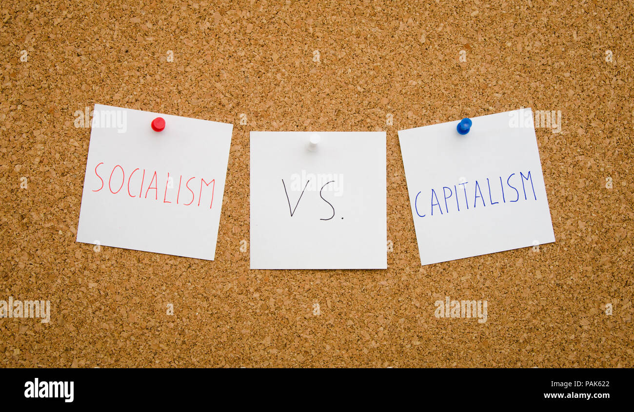 Il dibattito tra il socialismo e il capitalismo in materia di politica nazionale suggerita da [inned note su un concetto della scheda Foto Stock