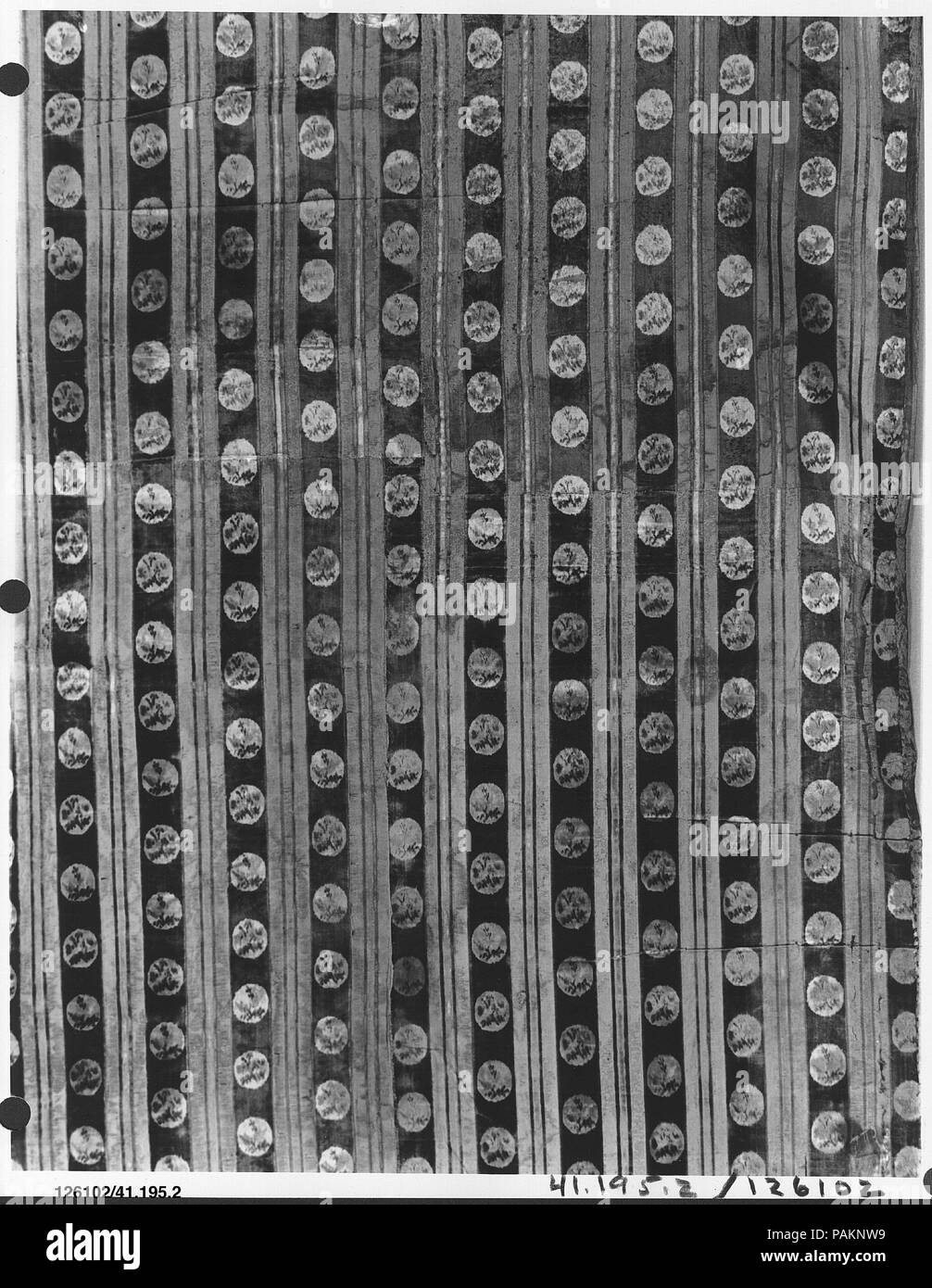 Pezzo. Cultura: francese. Dimensioni: L. 56 1/2 x W. 24 1/4 pollici (143,5 x 61,6 cm). Data: inizio del XIX secolo. Museo: Metropolitan Museum of Art di New York, Stati Uniti d'America. Foto Stock