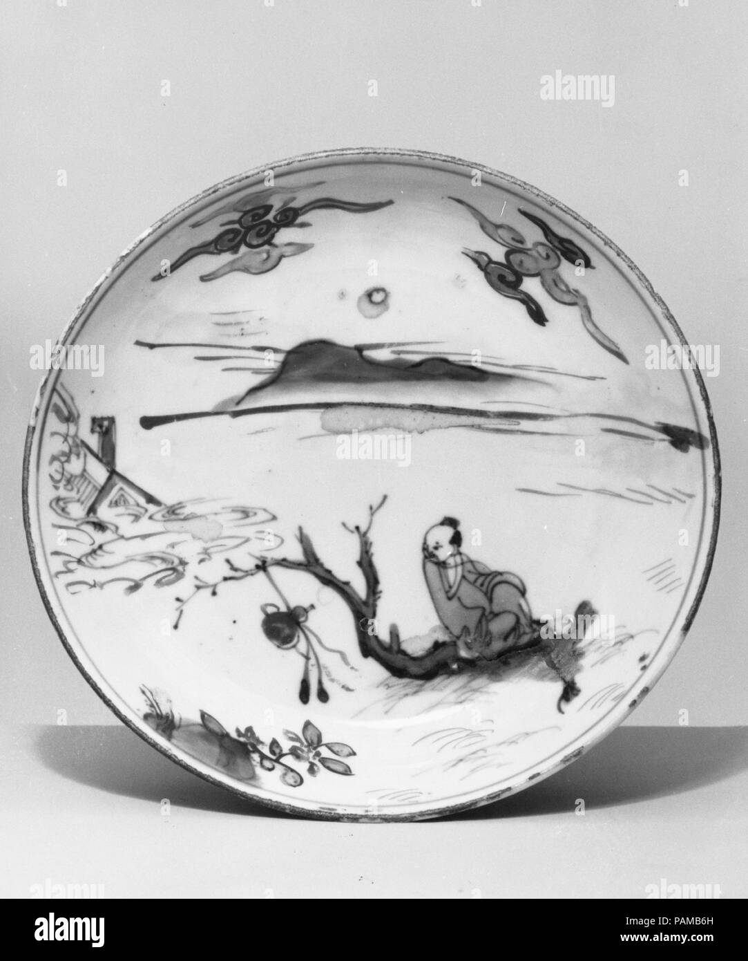 Piatto. Cultura: la Cina. Dimensioni: diam. 6 1/2 in. (16,5 cm). Museo: Metropolitan Museum of Art di New York, Stati Uniti d'America. Foto Stock