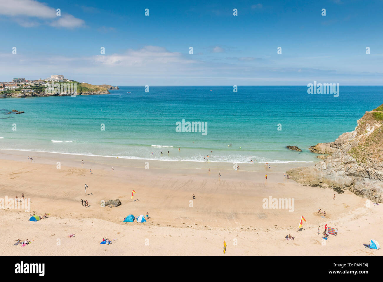 I turisti gente sulla Spiaggia Great Western in Newquay Cornwall. Foto Stock
