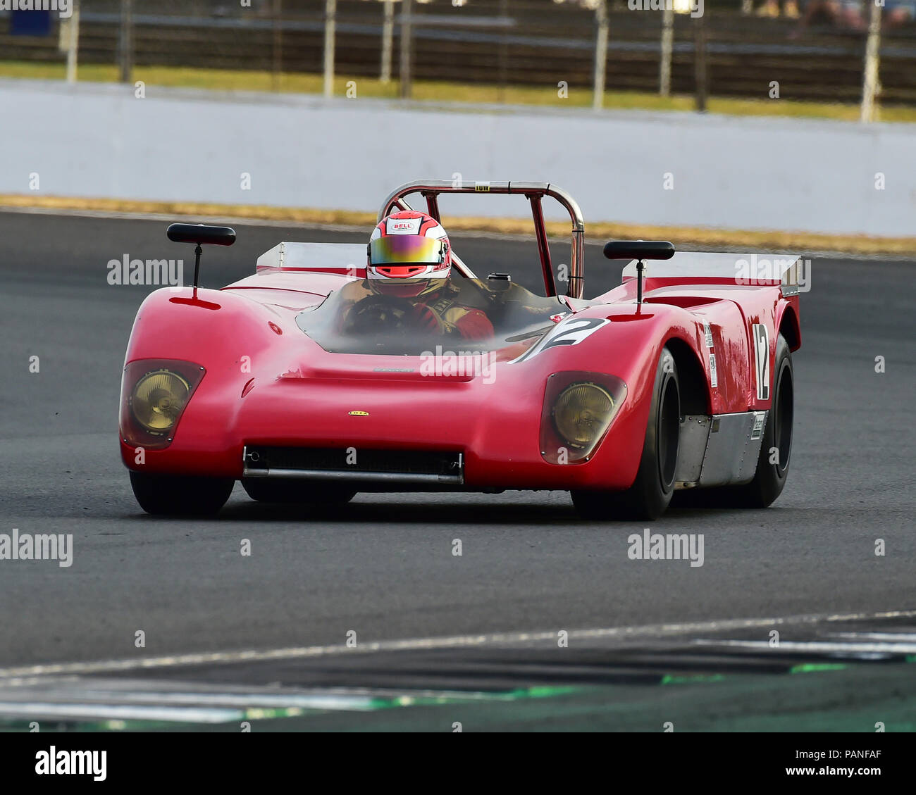 Paul Allen, Lola T212, Yokohama Trophy, Maestri FIA Historic auto sportive, Daytona al crepuscolo, Silverstone Classic, luglio 2018, Silverstone, Northamptonshi Foto Stock