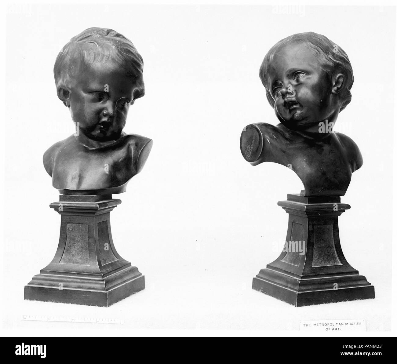 Bambino. Artista: dopo un modello di François Duquesnoy (Bruxelles 1594-1643 Livorno, Italia). Cultura: fiamminga. Dimensioni: Altezza (con base): 30 1/2 in. (77,5 cm). Data: XIX secolo dopo secolo XVII modello. Museo: Metropolitan Museum of Art di New York, Stati Uniti d'America. Foto Stock