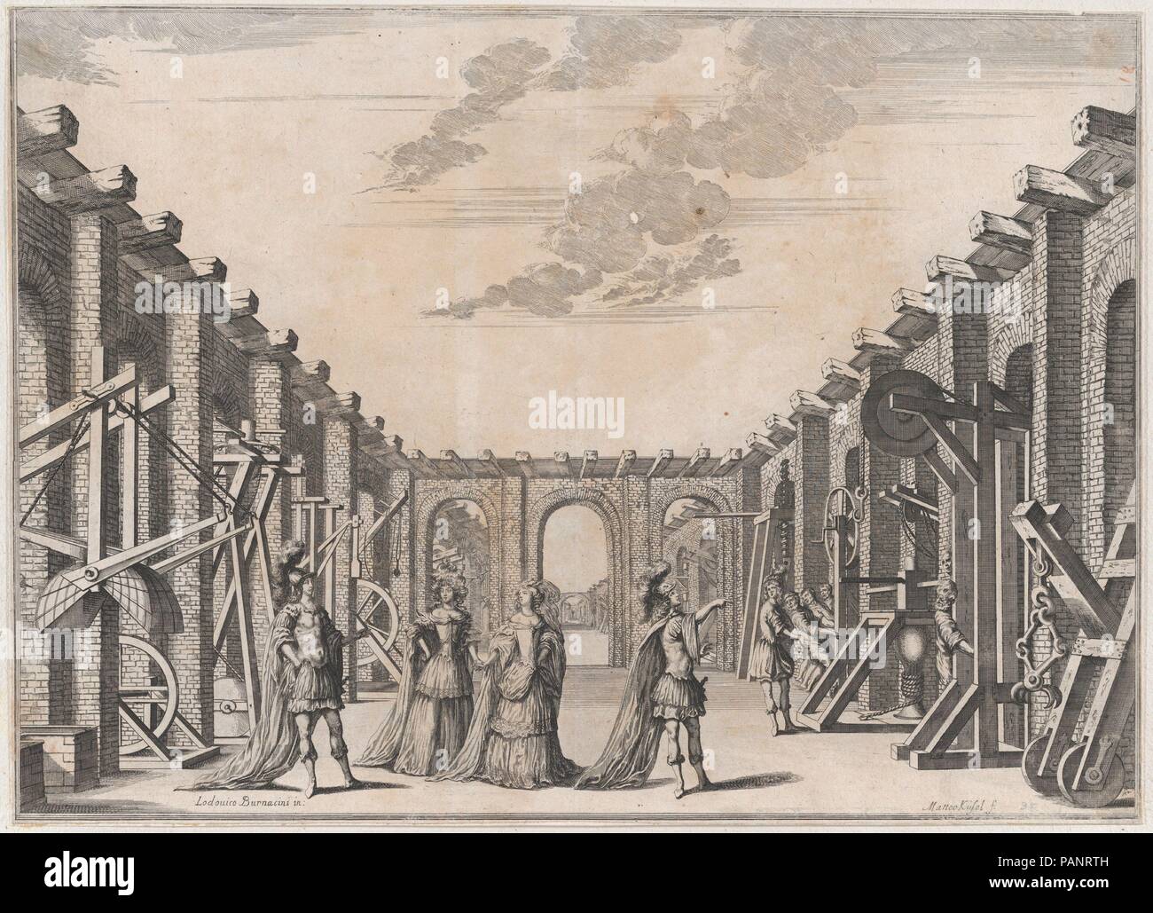 Due uomini in armatura classica e due donne guardando i dispositivi meccanici su entrambi i lati di un cortile aperto; set design da 'Il fuoco eterno". Artista: Mathäus Küsel (Tedesco, 1621-1682); dopo Ludovico Burnacini Ottaviano (italiano, Mantova 1636-1707 Vienna attiva (Austria)). Dimensioni: Foglio (rifilati): 12 3/16 × 16 7/8 in. (31 × 42,8 cm). Data: 1674. Uno dei dodici piatti raffiguranti le scenografie progettate da Lodovico Burnacini per 'Il fuoco eterno custodito dalle vestali', un opera che celebra la nascita di Maria Anna Antonia, Arciduchessa d'Austria nel 1672. L'Arciduchessa era la figlia Foto Stock