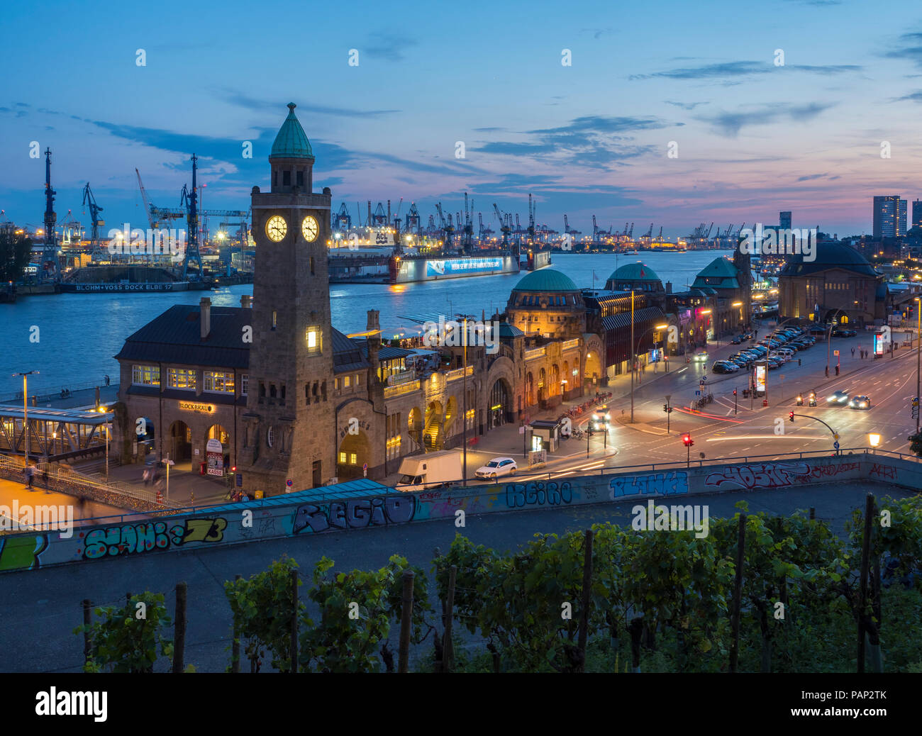 Germania, Amburgo, portili di St Pauli, Manometro torre a Porto Azzurro, ora Foto Stock