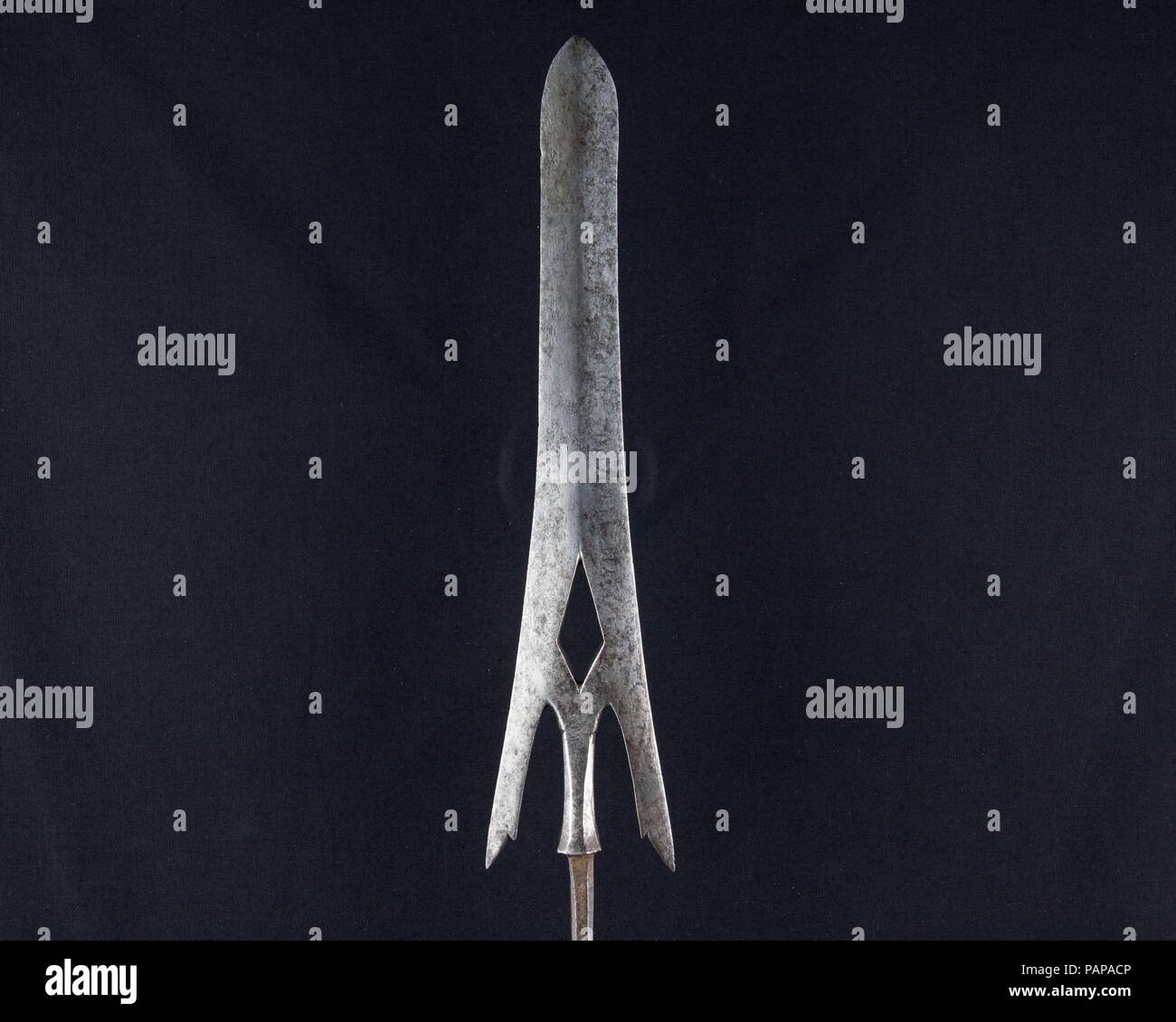 Arrowhead (Yanone). Cultura: giapponese. Dimensioni: L. 14 a. (35,6 cm); L. di testa 8 9/16 in. (21,7 cm); W. 2. (5,1 cm); Wt. 3.9 oz. (110.6 g). Data: XVIII secolo. Museo: Metropolitan Museum of Art di New York, Stati Uniti d'America. Foto Stock