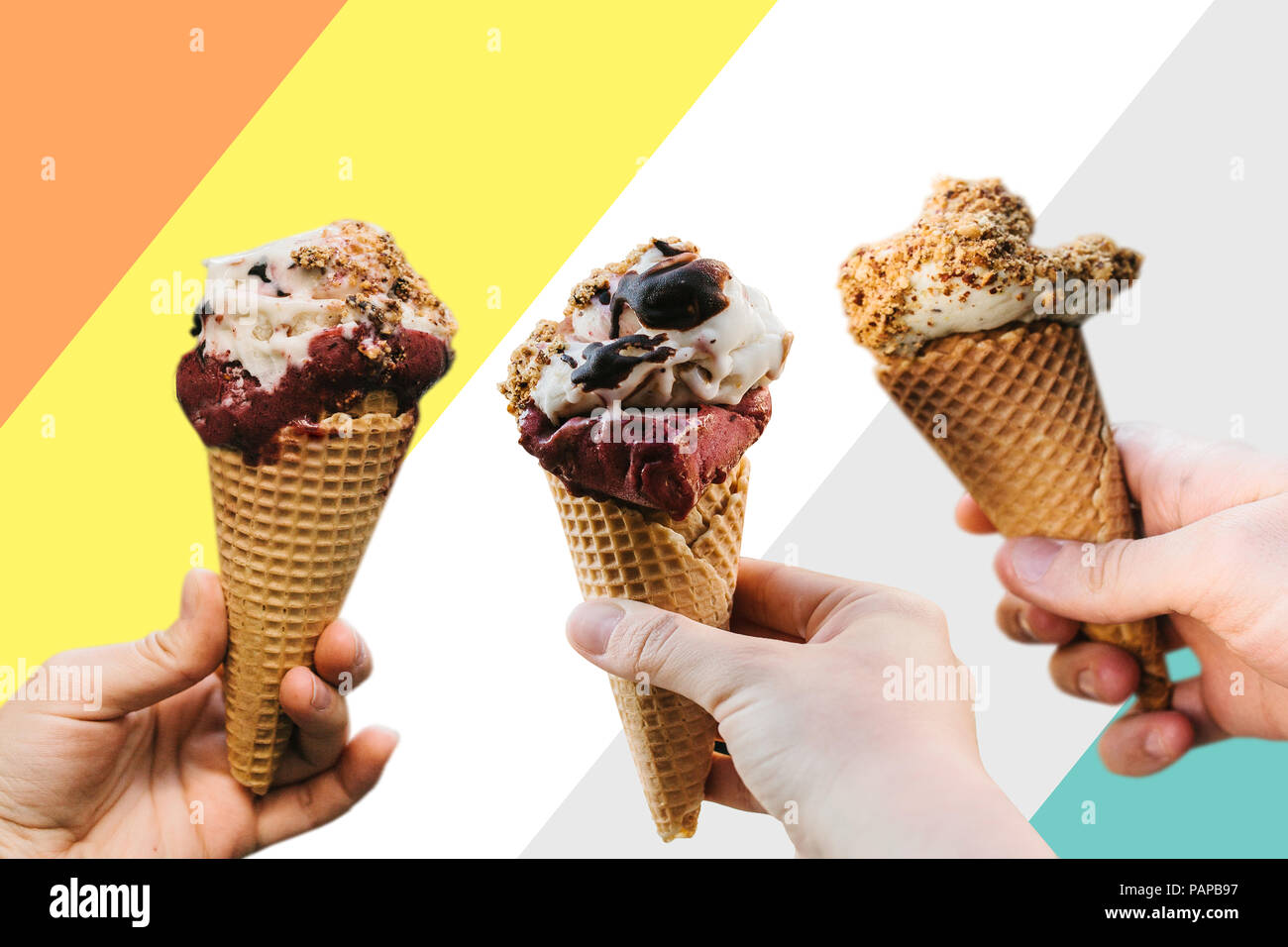 Un gruppo di persone o di amici tenendo il gelato nelle loro mani su un sfondo multicolore. Idea creativa di una vacanza o una festa estiva in un concetto Foto Stock