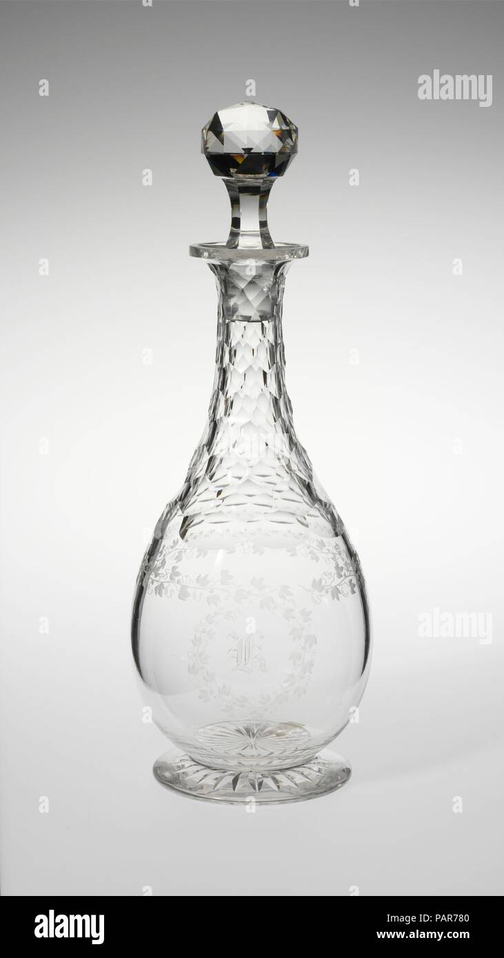 Decanter. Cultura: American. Dimensioni: H. 19 a. (48,3 cm). Autore: Boston & Sandwich Glass Company (American, 1825-1888, Sandwich, Massachusetts). Data: ca. 1867. Museo: Metropolitan Museum of Art di New York, Stati Uniti d'America. Foto Stock