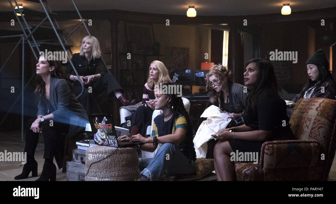 Pellicola originale titolo: OCEANO DI OTTO. Titolo inglese: OCEANO DI OTTO. Regista: gary Ross. Anno: 2018. Stelle: Helena Bonham Carter; Sandra Bullock; CATE BLANCHETT; SARAH PAULSON; RIHANNA; AWKWAFINA. Credito: SMOKEHOUSE PICTURES/VILLAGE ROADSHOW PICTURES / WETCHER, BARRY / Album Foto Stock