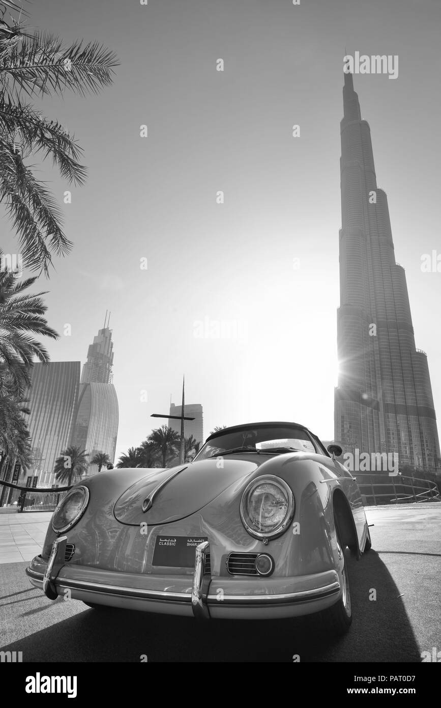 Classico Moderno Foto Stock