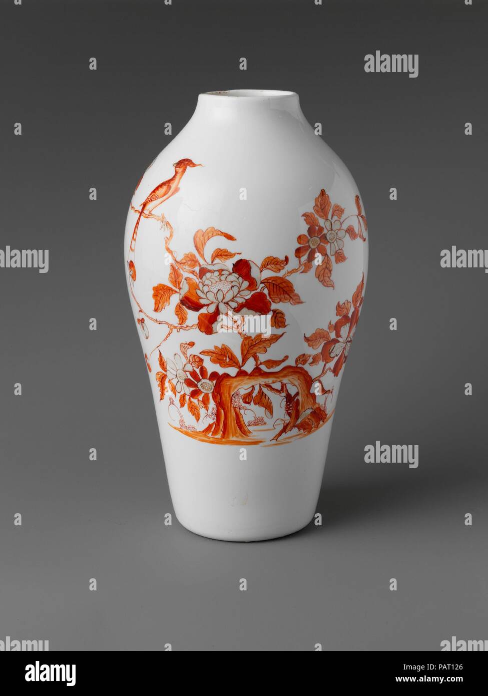 Vaso. Cultura: British. Dimensioni: H. 7 3/4 in. (19,7 cm). Data: 1760-65. Museo: Metropolitan Museum of Art di New York, Stati Uniti d'America. Foto Stock