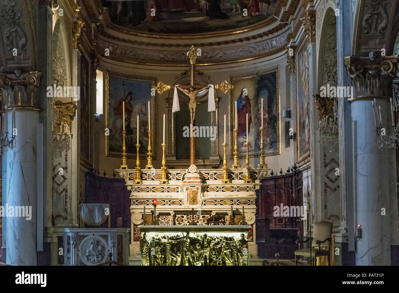 Interno della chiesa di San Martino, Portofino Liguria, Italia. Foto Stock