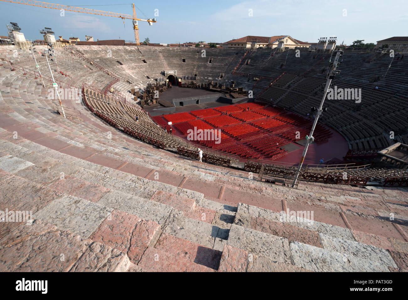 L'Arena di Verona,Piazza Bra in Verona Verona, Veneto, Italia Foto Stock