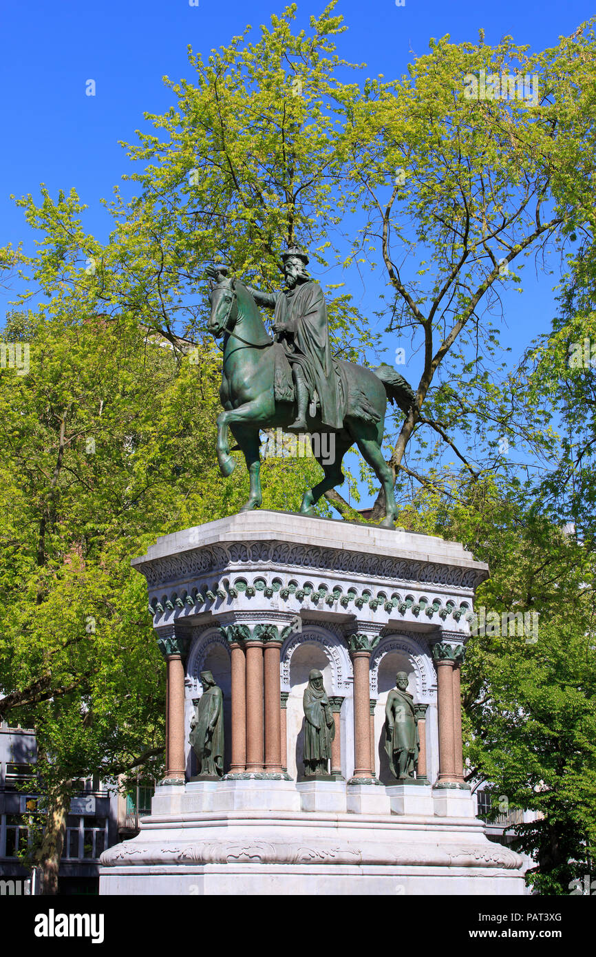 Monumento al Sacro Romano Imperatore Carlo Magno (742-814) di Liegi, in Belgio Foto Stock