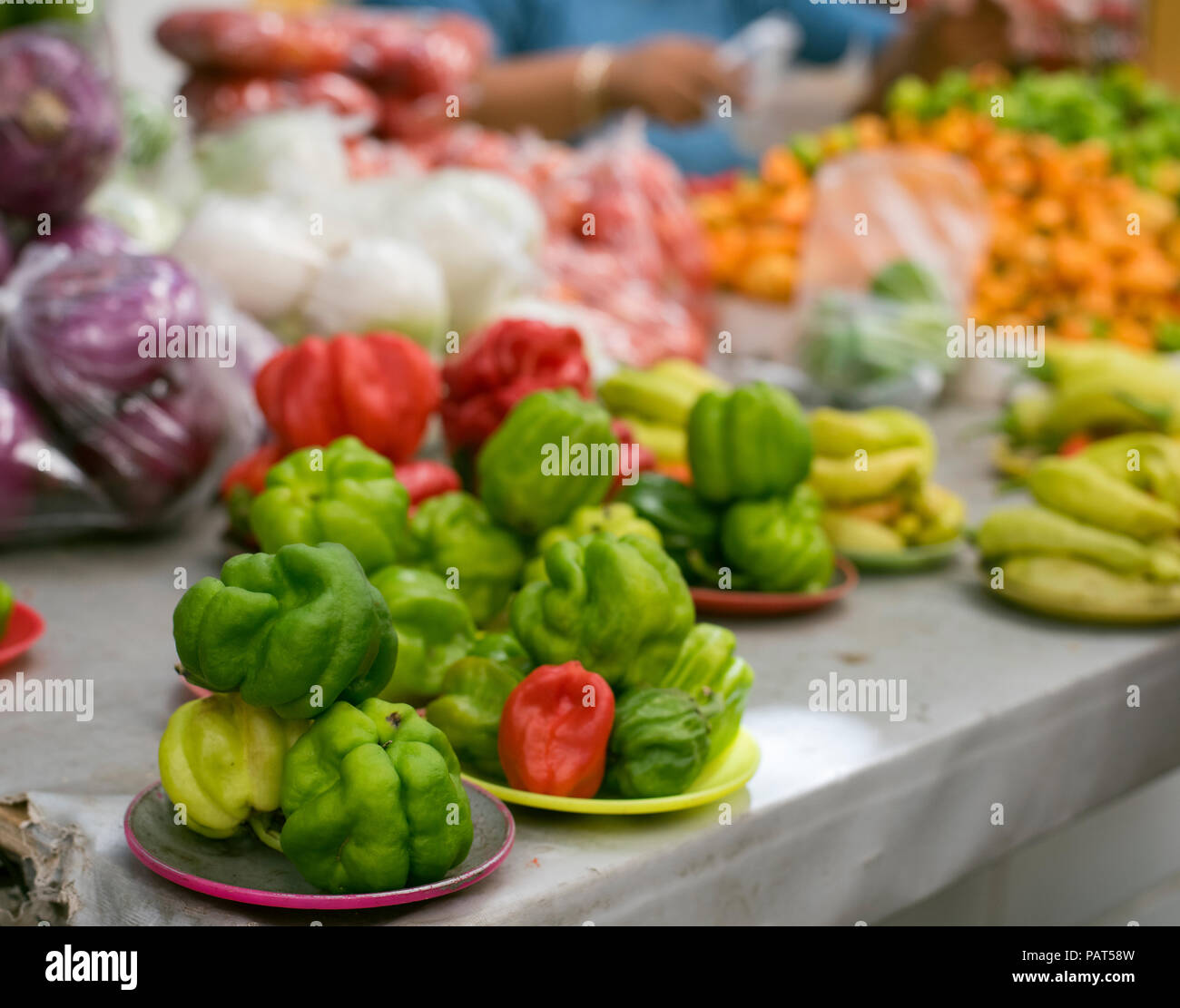 Peperoncino Habanero per la vendita in un mercato messicano Foto Stock