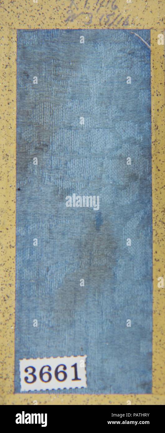 Campioni tessili dal campione libro. Cultura: il Giappone. Dimensioni: 3 15/16 × 1 1/2 in. (10 × 3,8 cm). Data: del XIX secolo. Museo: Metropolitan Museum of Art di New York, Stati Uniti d'America. Foto Stock