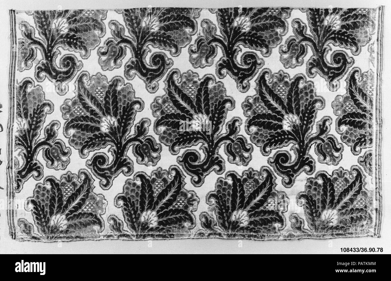 Pezzo. Cultura: Italiano. Dimensioni: L. 22 3/4 x W. 13 3/4 pollici (57,8 x 34,9 cm). Data: XVI-XVII secolo. Museo: Metropolitan Museum of Art di New York, Stati Uniti d'America. Foto Stock