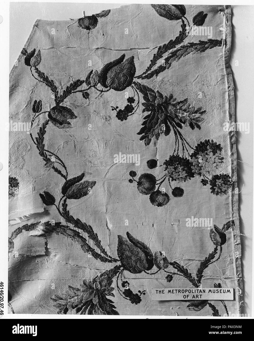 Pezzo. Cultura: francese. Dimensioni: 18 x 13 1/2 pollici (45,7 x 34,3 cm). Data: ca. 1750. Museo: Metropolitan Museum of Art di New York, Stati Uniti d'America. Foto Stock