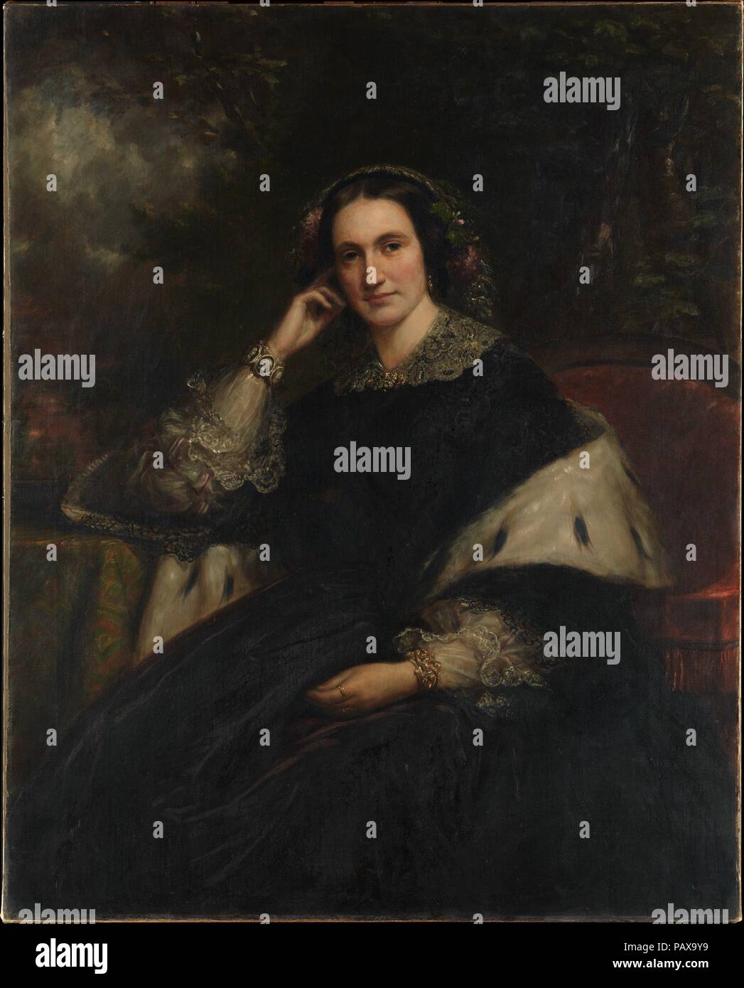 Anna Watson Stuart. Artista: Daniel Huntington (American, New York 1816-1906 New York). Dimensioni: 50 x 40 in. (127 x 101,6 cm). Data: ca. 1862. Huntington è stato il ritrattista preferito di rispettabile New York società durante il 1860s. Qui la signora Joseph L. (Anna Watson) Stuart (1817-1881), moglie di un Irish-nato merci secche merchant girato banchiere, è inserita in un paesaggio lussureggiante. Ella è vestita nel quartiere alla moda di ermellino e lacci e sul suo polso destro che indossa un braccialetto di cameo, creato da Augustus Saint-Gaudens. Questo cimelio di famiglia, ora in una collezione privata, è Saint-Gaudens più ambizioso ext Foto Stock