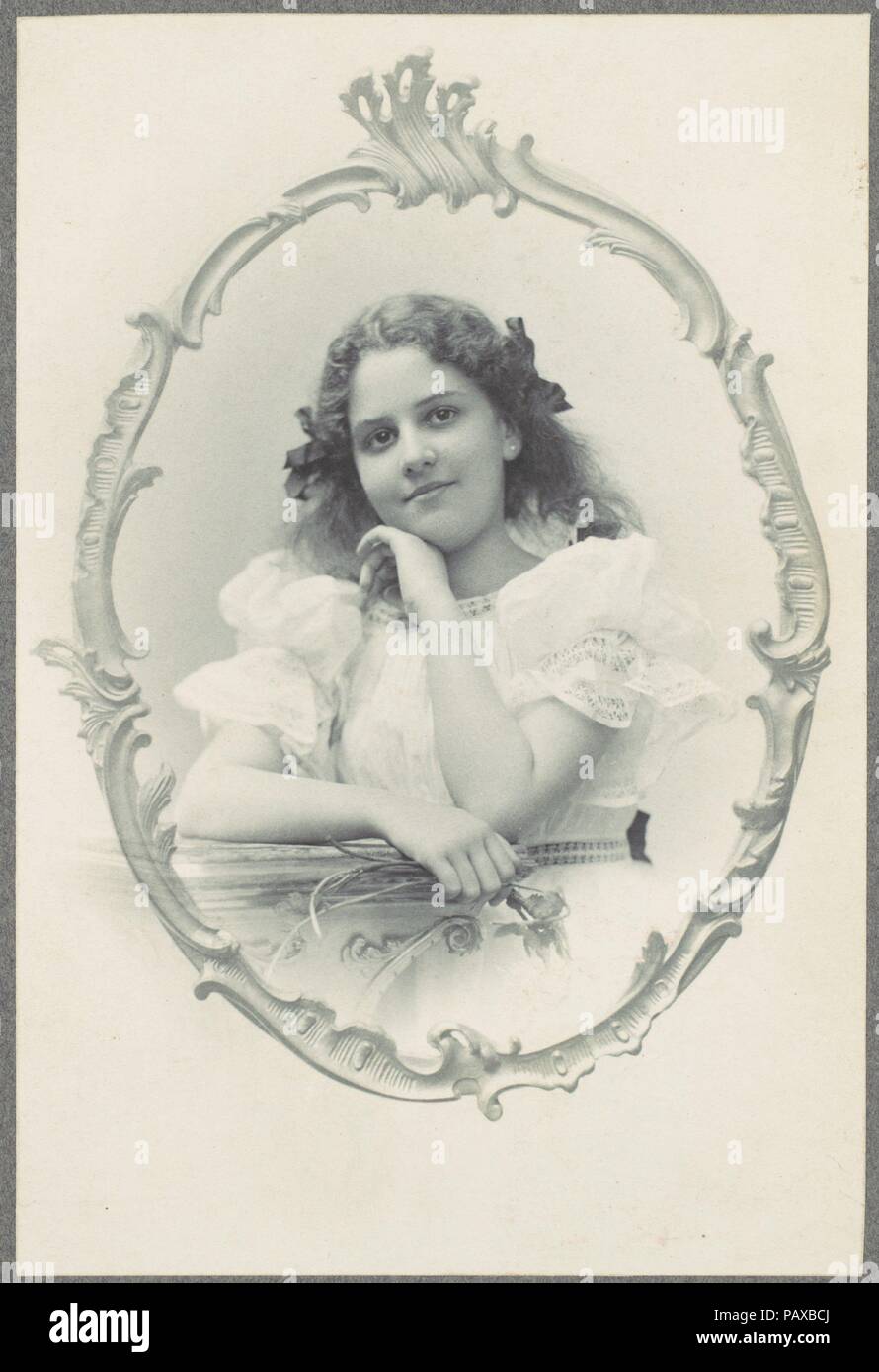 Sig.ra Alice Raffaello. Artista: Aimé Dupont (American, 1842-1900). Dimensioni: 14,9 x 10,0 cm. (5 7/8 x 3 15/16 in.). Data: 1890s. Museo: Metropolitan Museum of Art di New York, Stati Uniti d'America. Foto Stock Sig.ra Alice Raffaello. Artista: Aimé Dupont (American, 1842-1900). Dimensioni: 14,9 x 10,0 cm. (5 7/8 x 3 15/16 in.). Data: 1890s. Museo: Metropolitan Museum of Art di New York, Stati Uniti d'America. Foto Stock