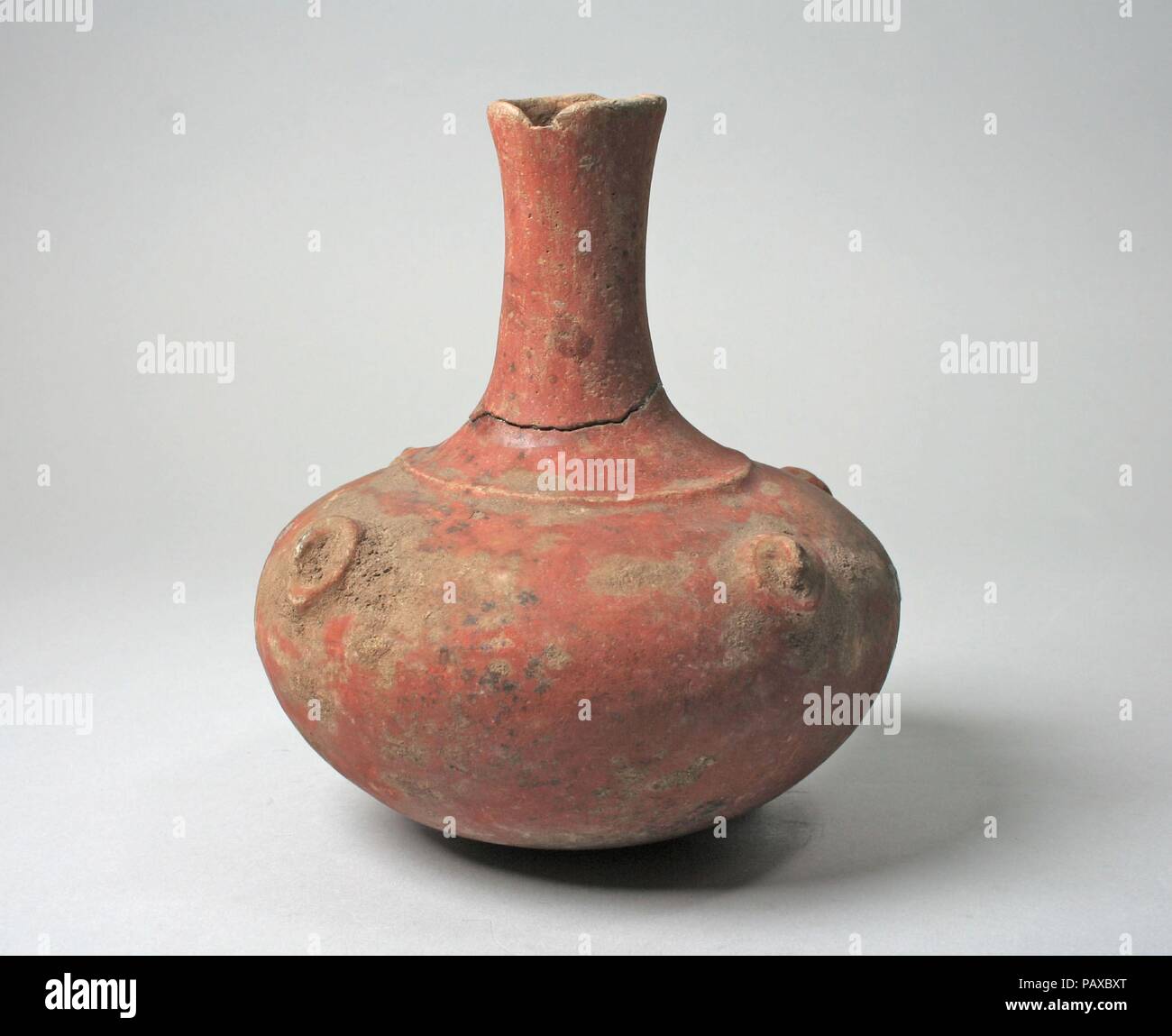 Bottiglia, superfici in rilievo sul corpo. Cultura: Mississippian. Dimensioni: altezza 6-1/8 in.. Data: XI-XIV secolo. Museo: Metropolitan Museum of Art di New York, Stati Uniti d'America. Foto Stock