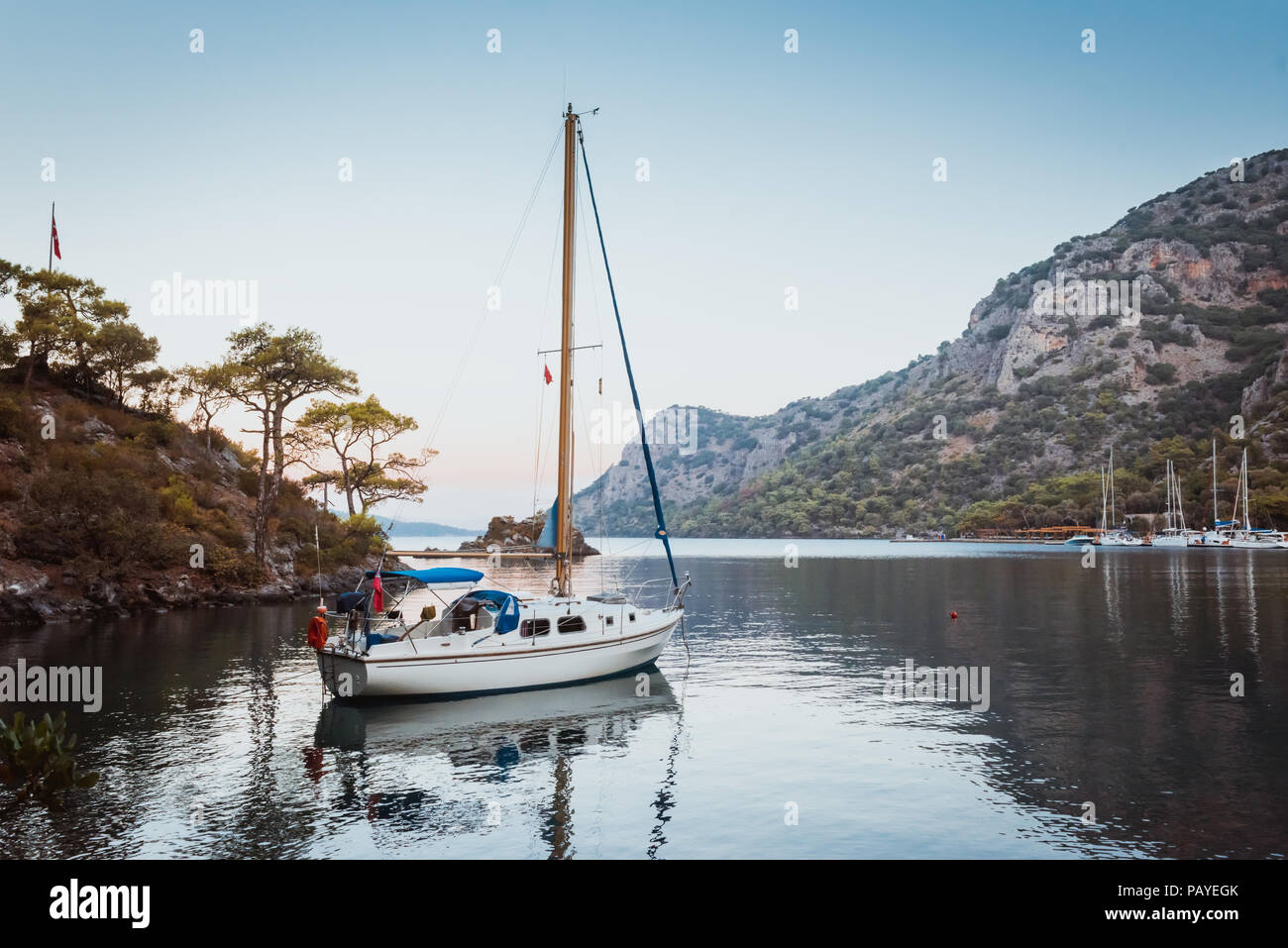 Barca in mare Egeo. Bodrum Mugla, Turchia Foto Stock