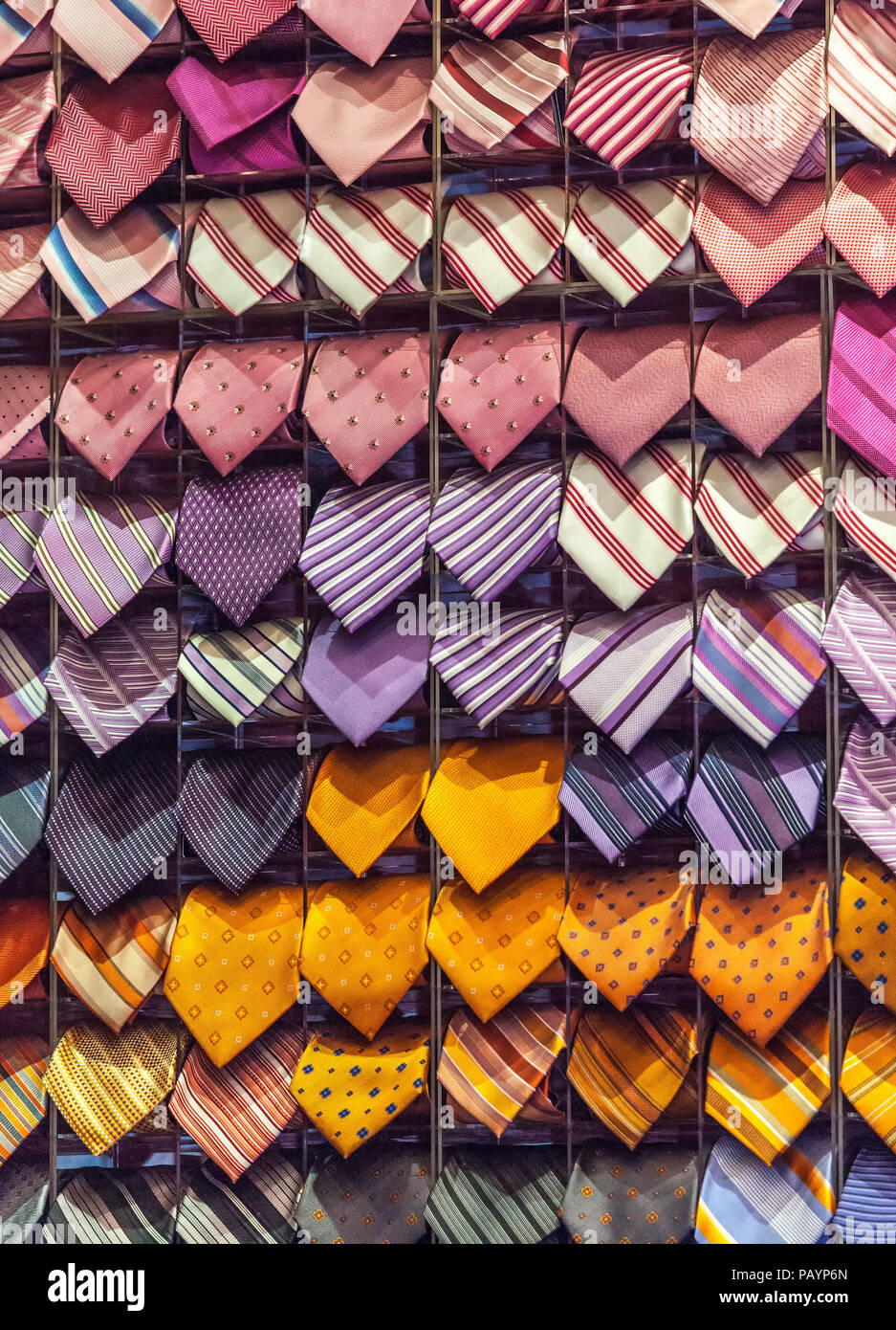 Roma, cravatte shop Foto stock - Alamy