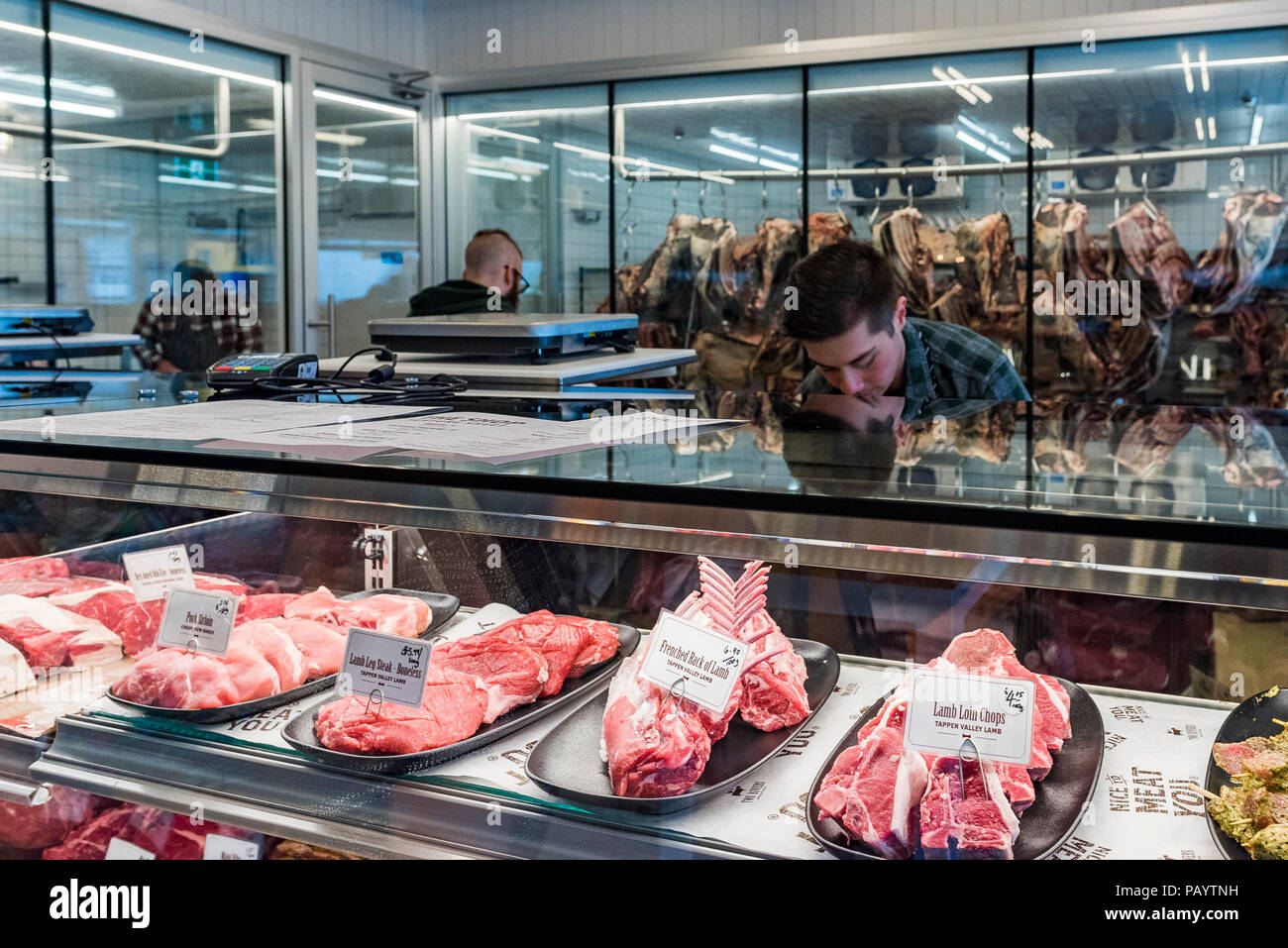 Butcher Shop contatore a base di carne Foto Stock