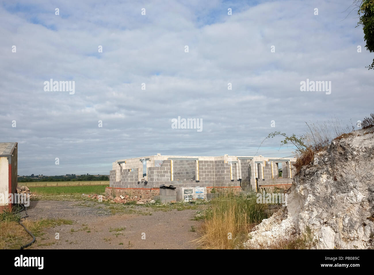 Luglio 2018 - Nuova casa in costruzione nelle zone rurali del Somerset, Inghilterra Foto Stock